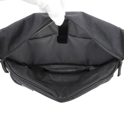 CHROME クローム 美品 BOT FLAP SLING 8L ショルダーバッグ メンズ ブラック BJ-008-BCNL-NA-NA ショルダーバッグ