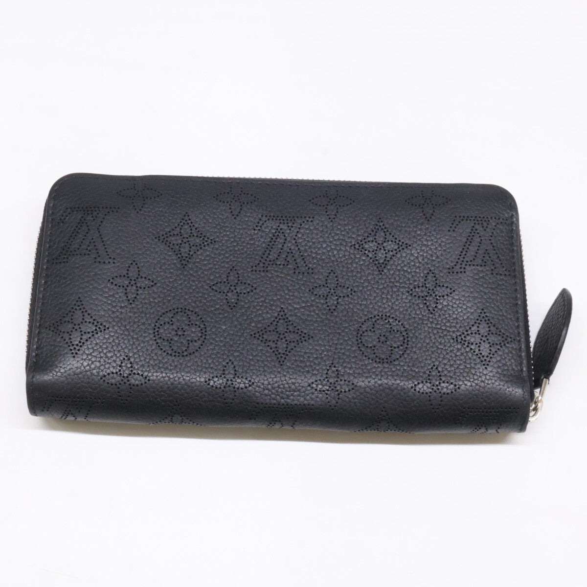 LOUIS VUITTON ルイヴィトン M61867 ジッピー・ウォレット マヒナ ロングウォレット 長財布（小銭入れあり）