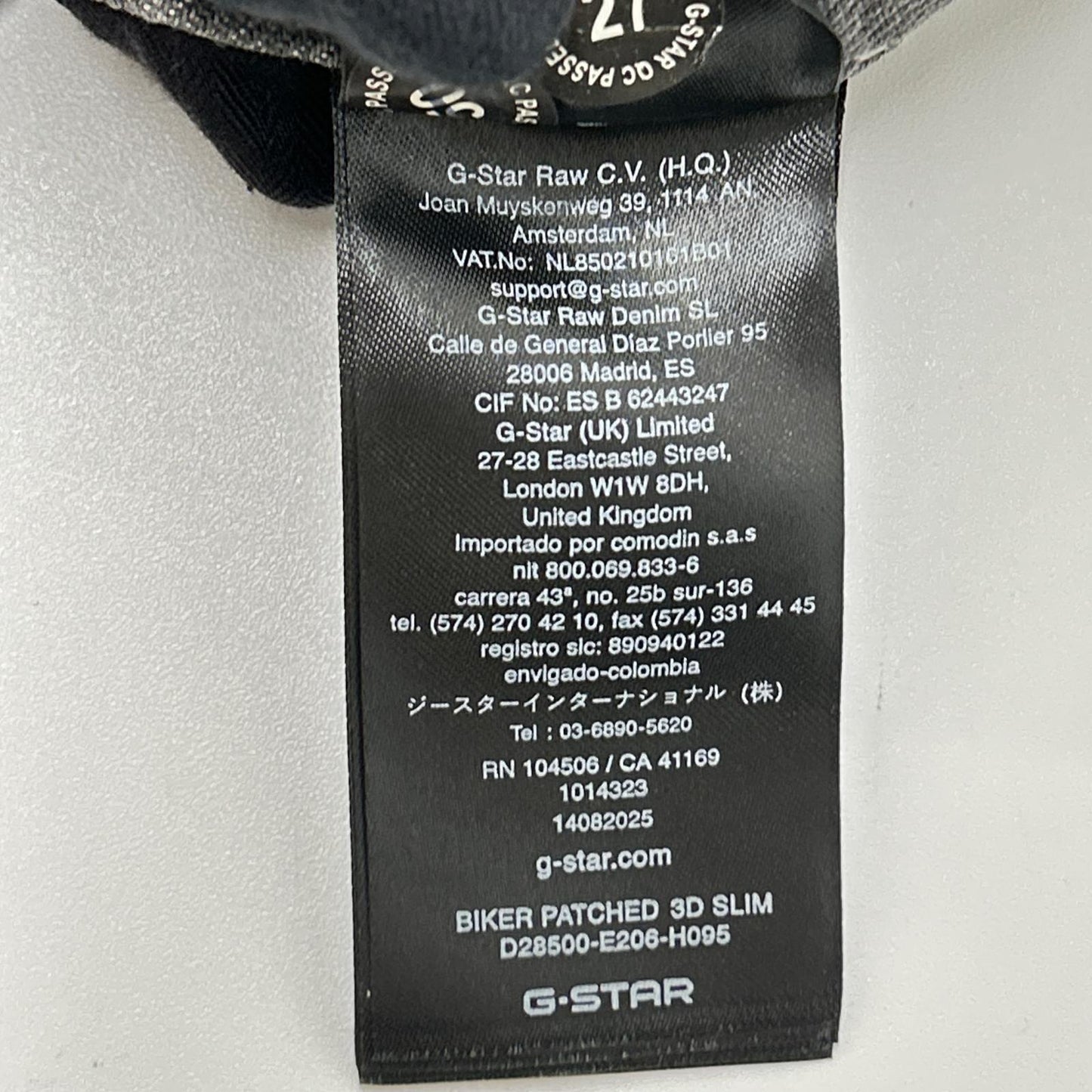 G-STAR RAW ジースターロゥ D28500-E206-H095 61 体裁断バイカーディテールスリムテーパードジーンズ ボトムス