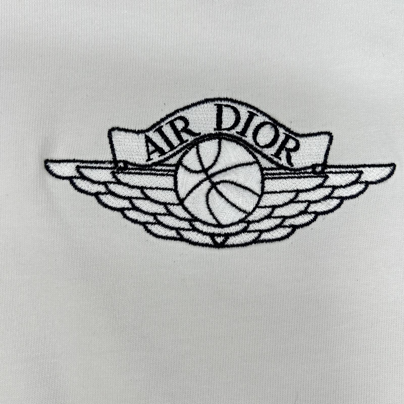 DIOR ディオール ホワイト 033J625B0554 × Nike ホワイト Tシャツ トップス