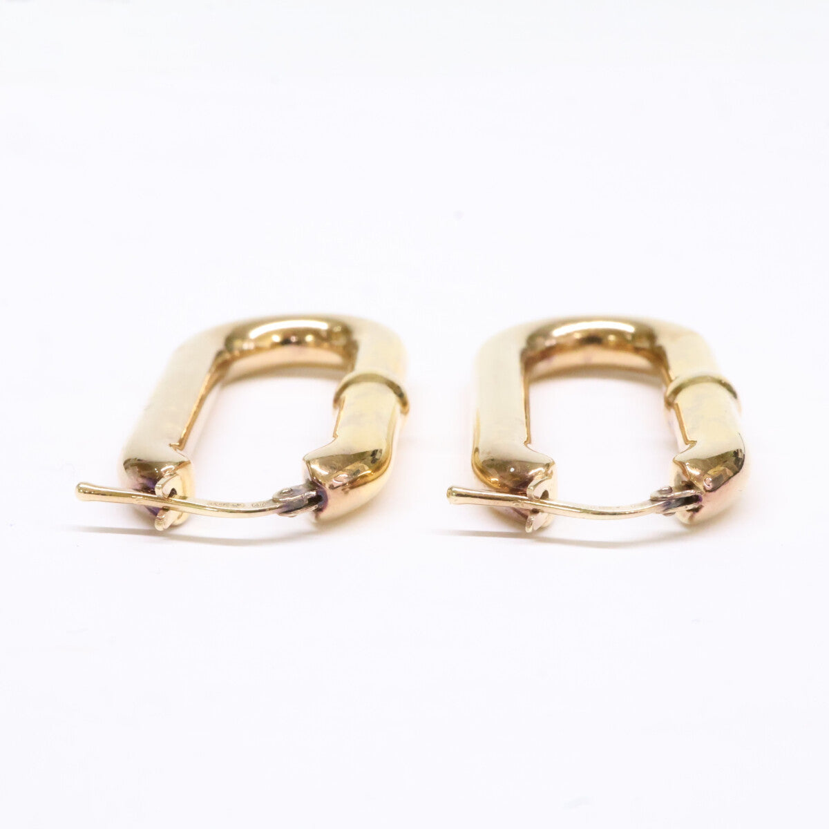 BOTTEGA VENETA ボッテガヴェネタ 707795 VAHU0 8120 Ag925 オーバル フープ ピアス
