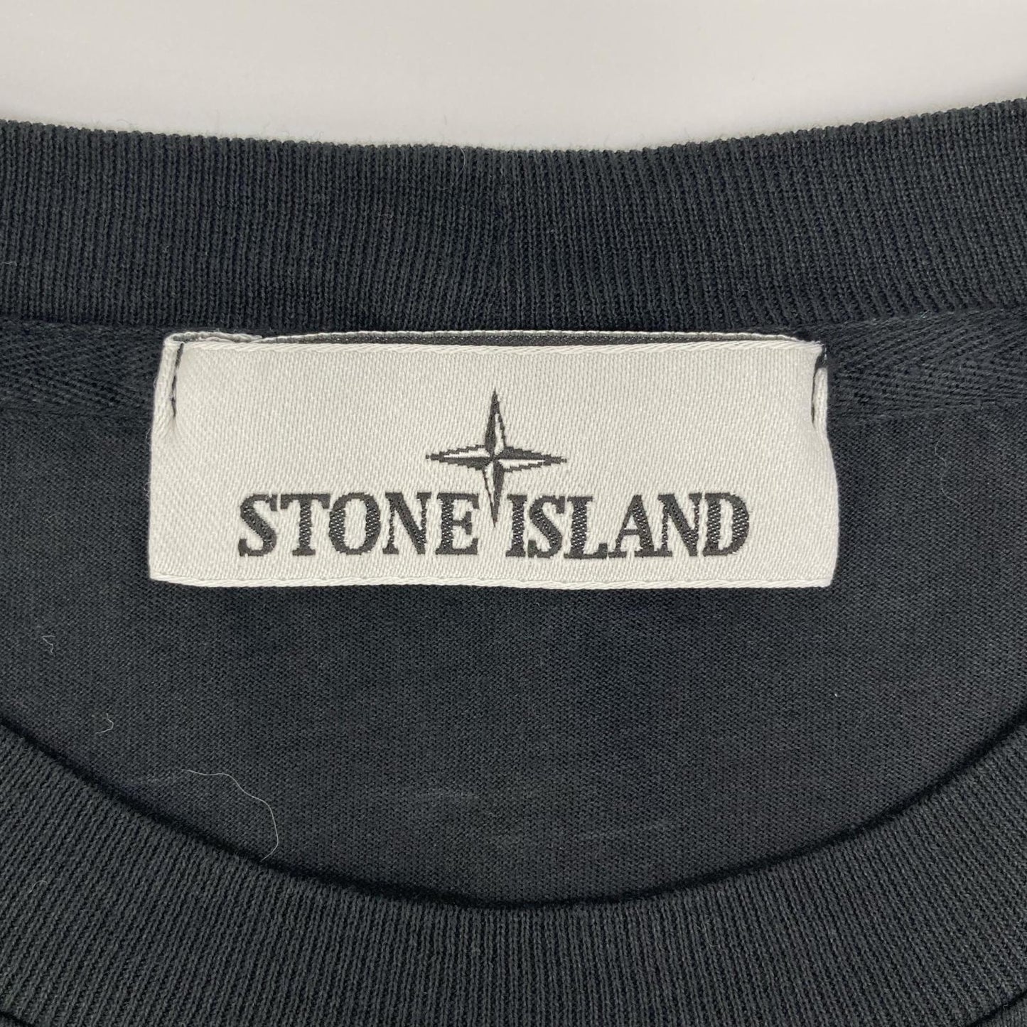 STONE ISLAND ストーンアイランド ブラック 791522713 ロゴパッチ 長袖シャツ トップス