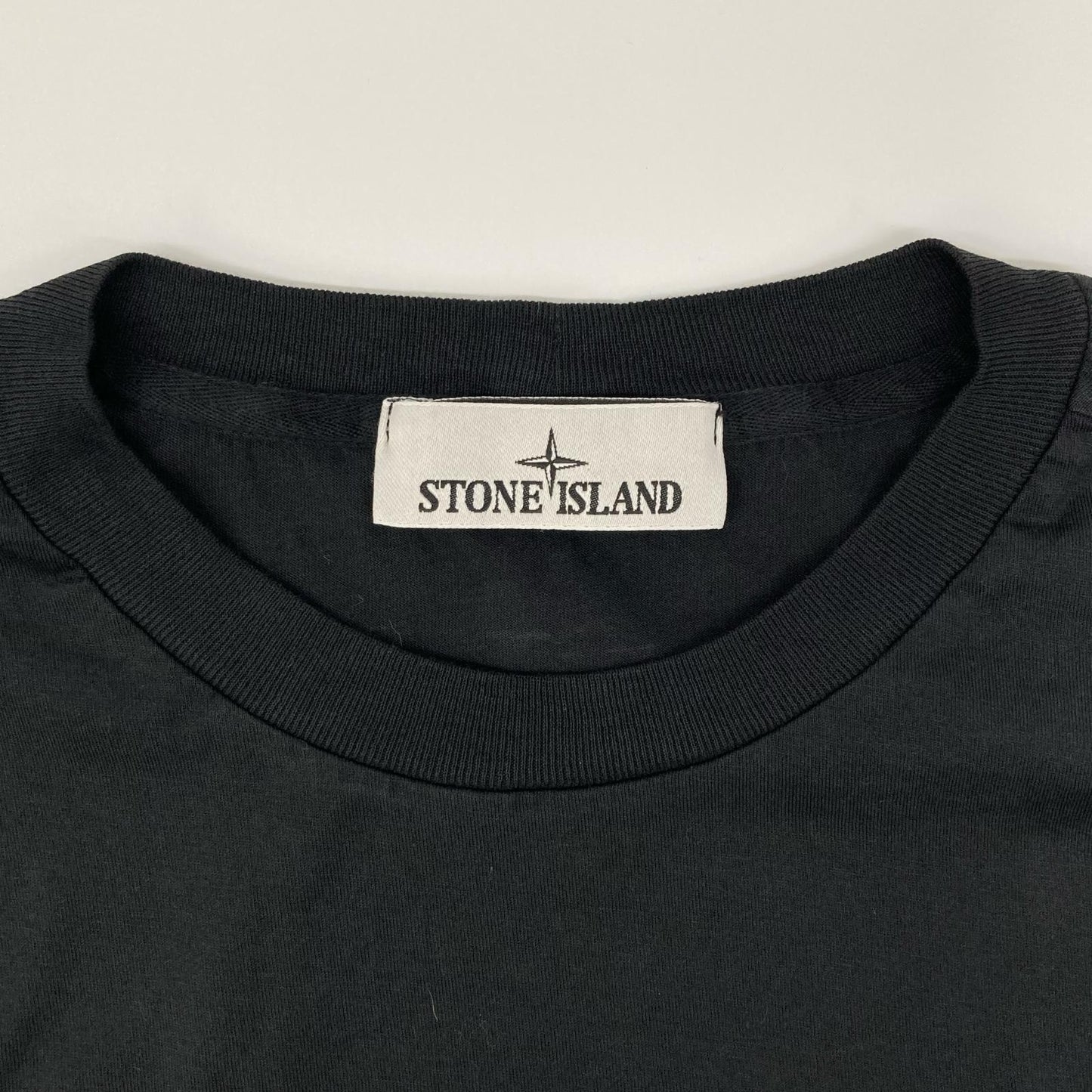 STONE ISLAND ストーンアイランド ブラック 791522713 ロゴパッチ 長袖シャツ トップス