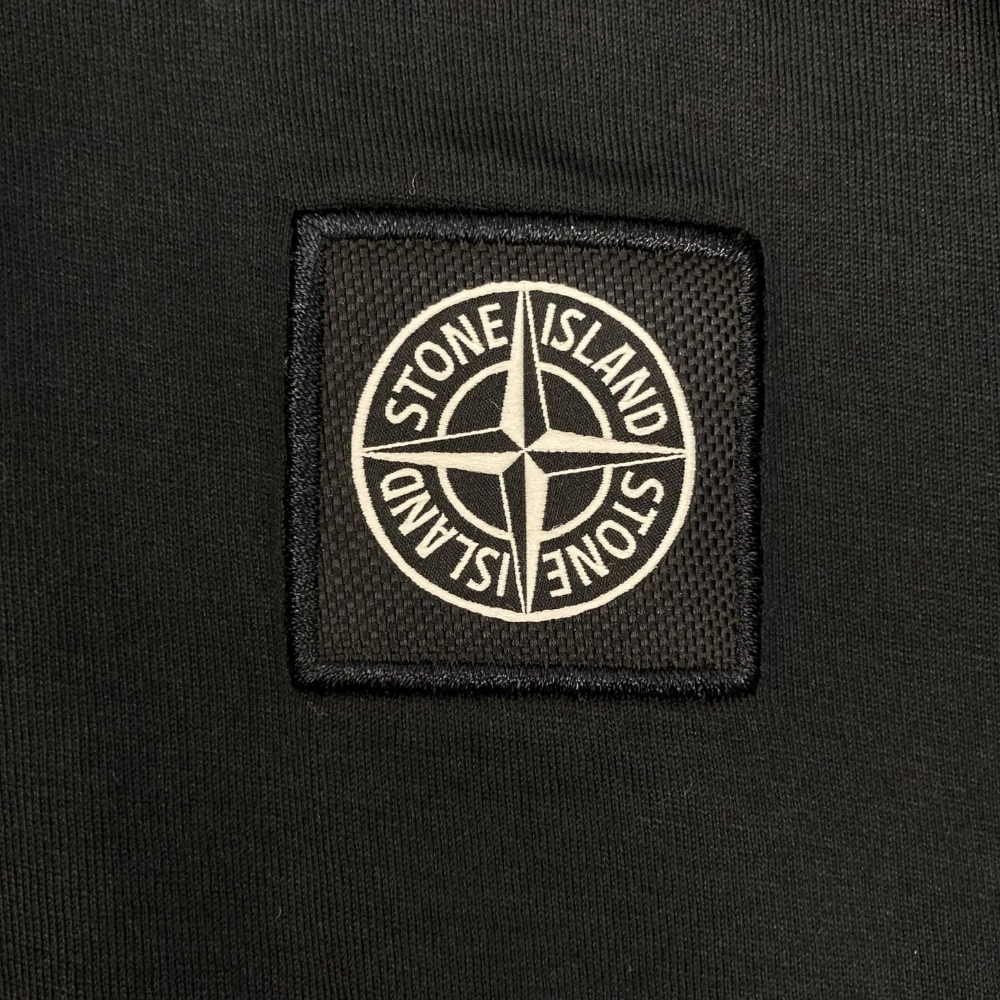 STONE ISLAND ストーンアイランド ブラック 791522713 ロゴパッチ 長袖シャツ トップス