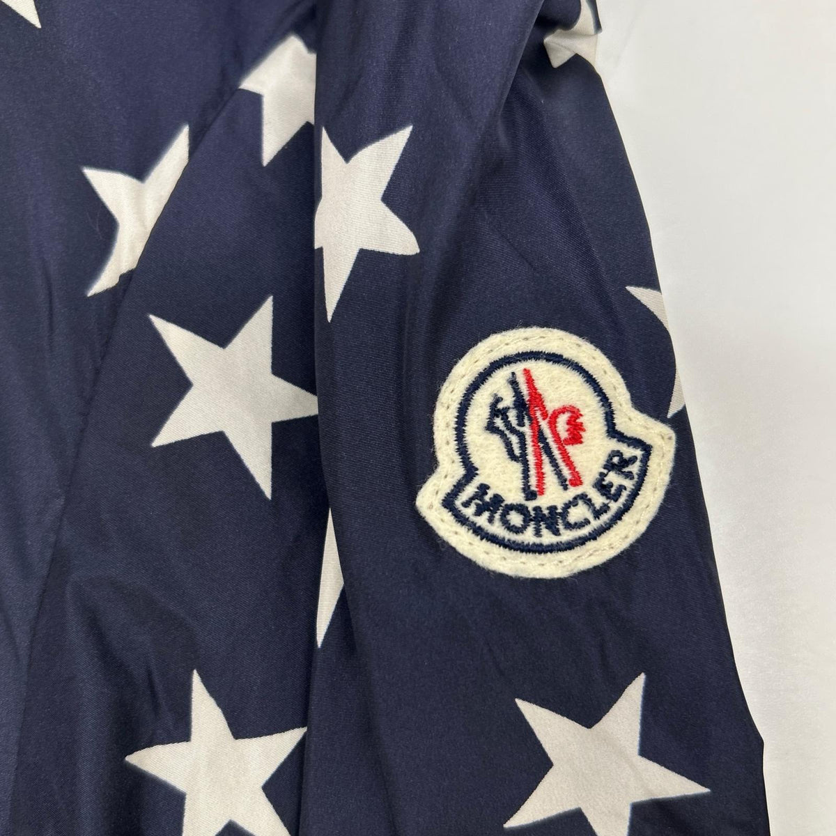 MONCLER モンクレール CAPBRETON 星柄 ナイロンジャケット ジャケット