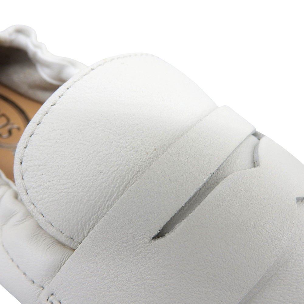 TOD'S トッズ 新品同様 ポインテッドトゥ フラットシューズ レディース レザー ホワイト 34 1/2 シューズ