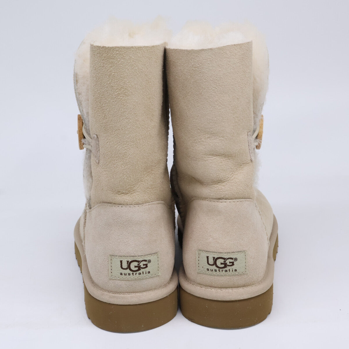 UGG アグ 【新品同様】5803 BAILEY BUTTON ベイリーボタン ムートンブーツ シューズ