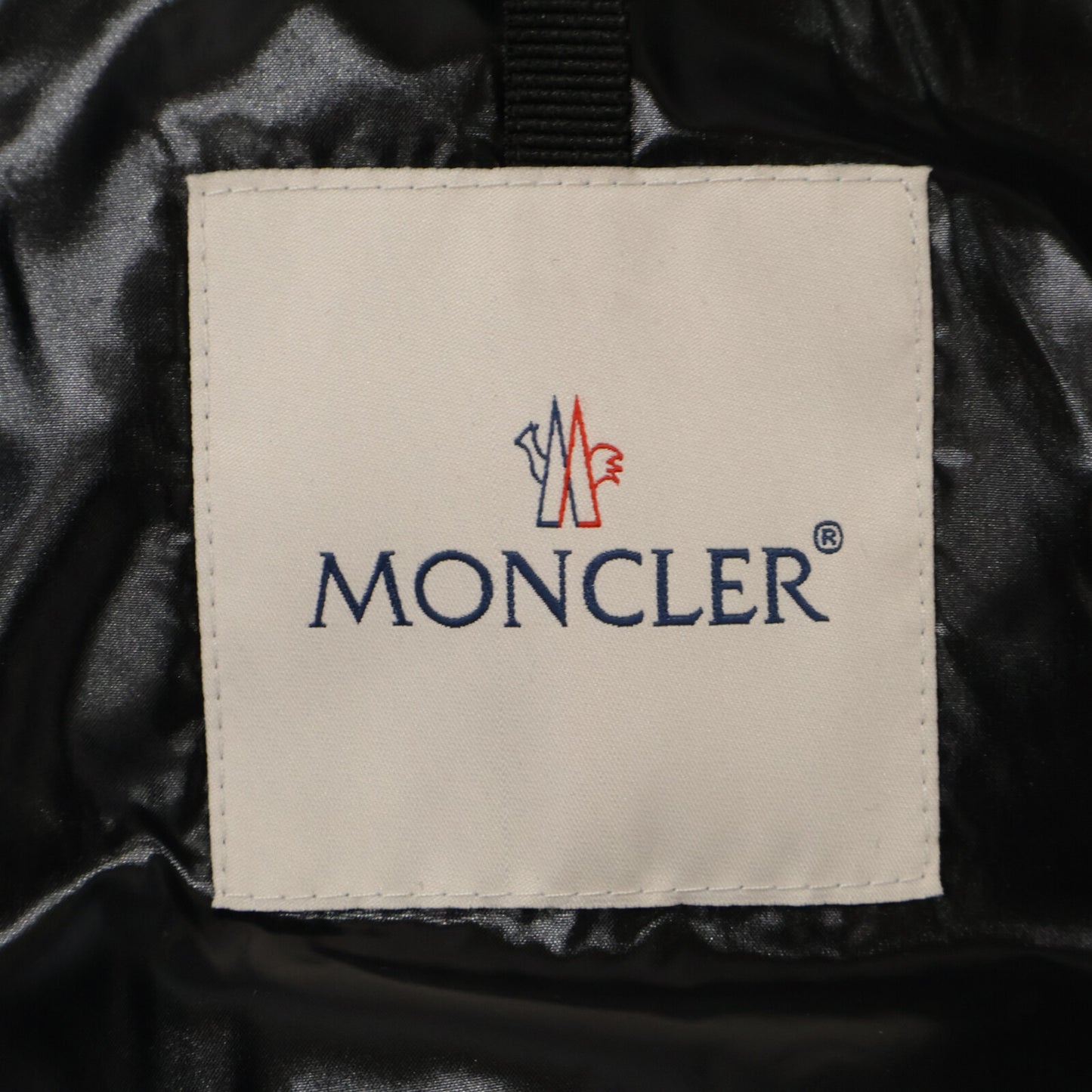 MONCLER モンクレール 【23年製】MONTCLAR モンクラ 内側ロゴ刺繍グログランテープ フーディダウンジャケット ジャケット