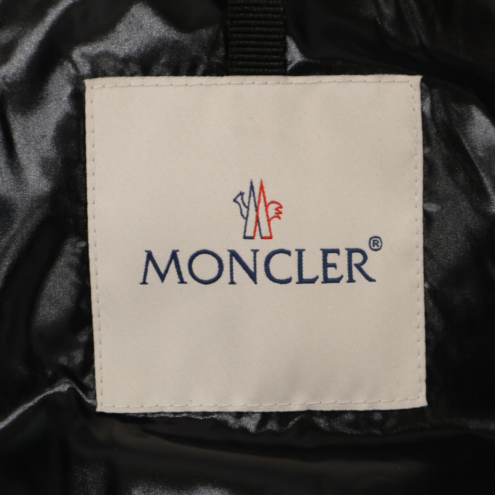 MONCLER モンクレール 【23年製】MONTCLAR モンクラ 内側ロゴ刺繍グログランテープ フーディダウンジャケット ジャケット
