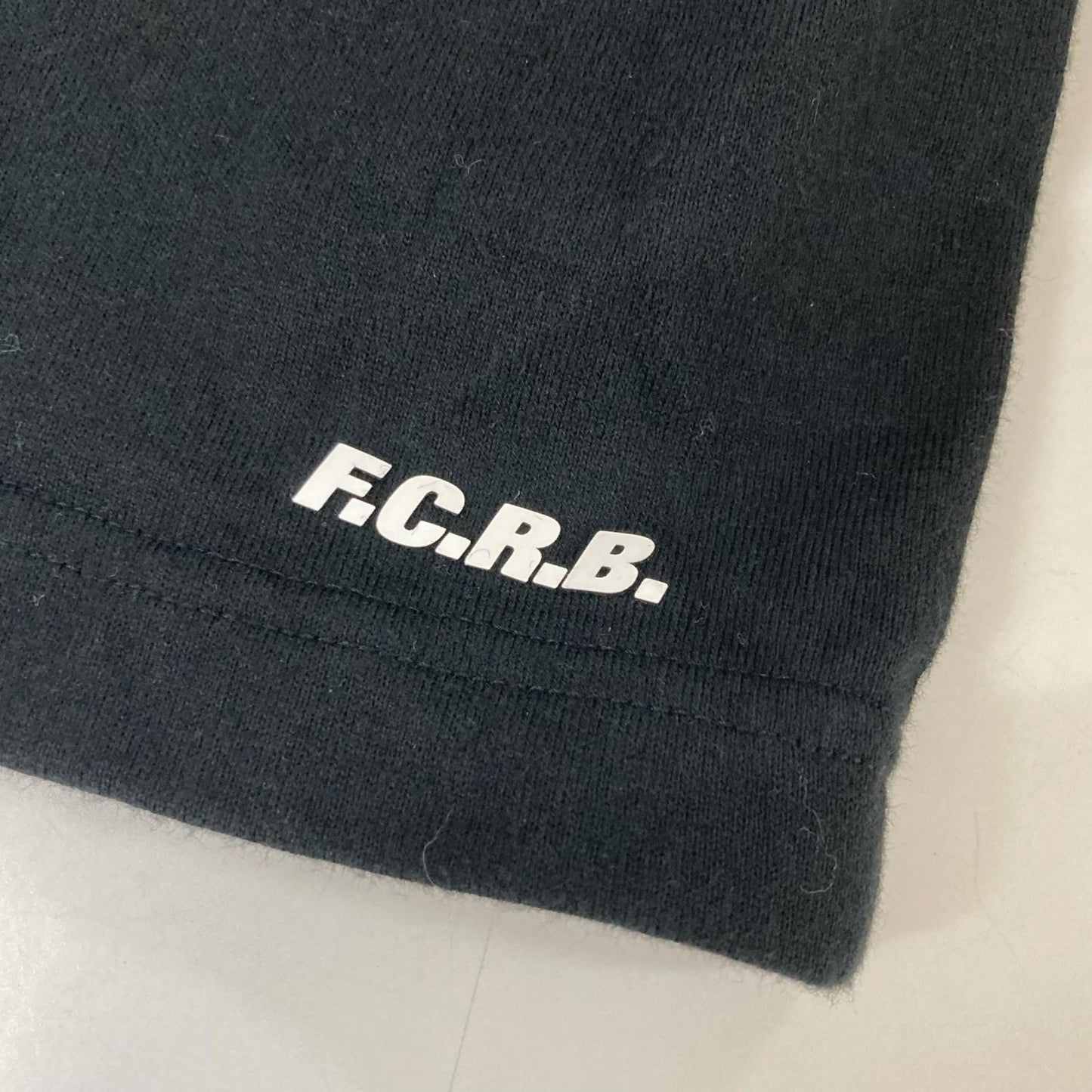F.C.Real Bristol エフシーリアルブリストル 26SS ×キャプテン翼 FCRB-260174 KOJIRO HYUGA EMBLEM Tシャツ トップス