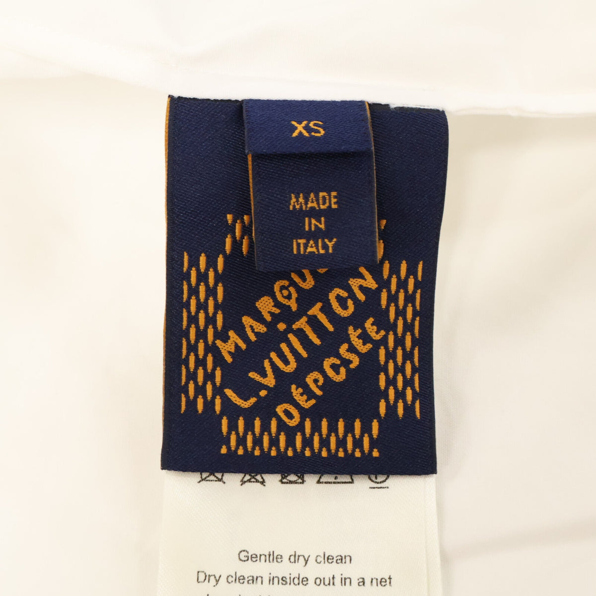 LOUIS VUITTON ルイヴィトン 【国内正規/25年製】RM251M AS1 HSS75W エンボスロゴ ショートスリーブシャツ トップス