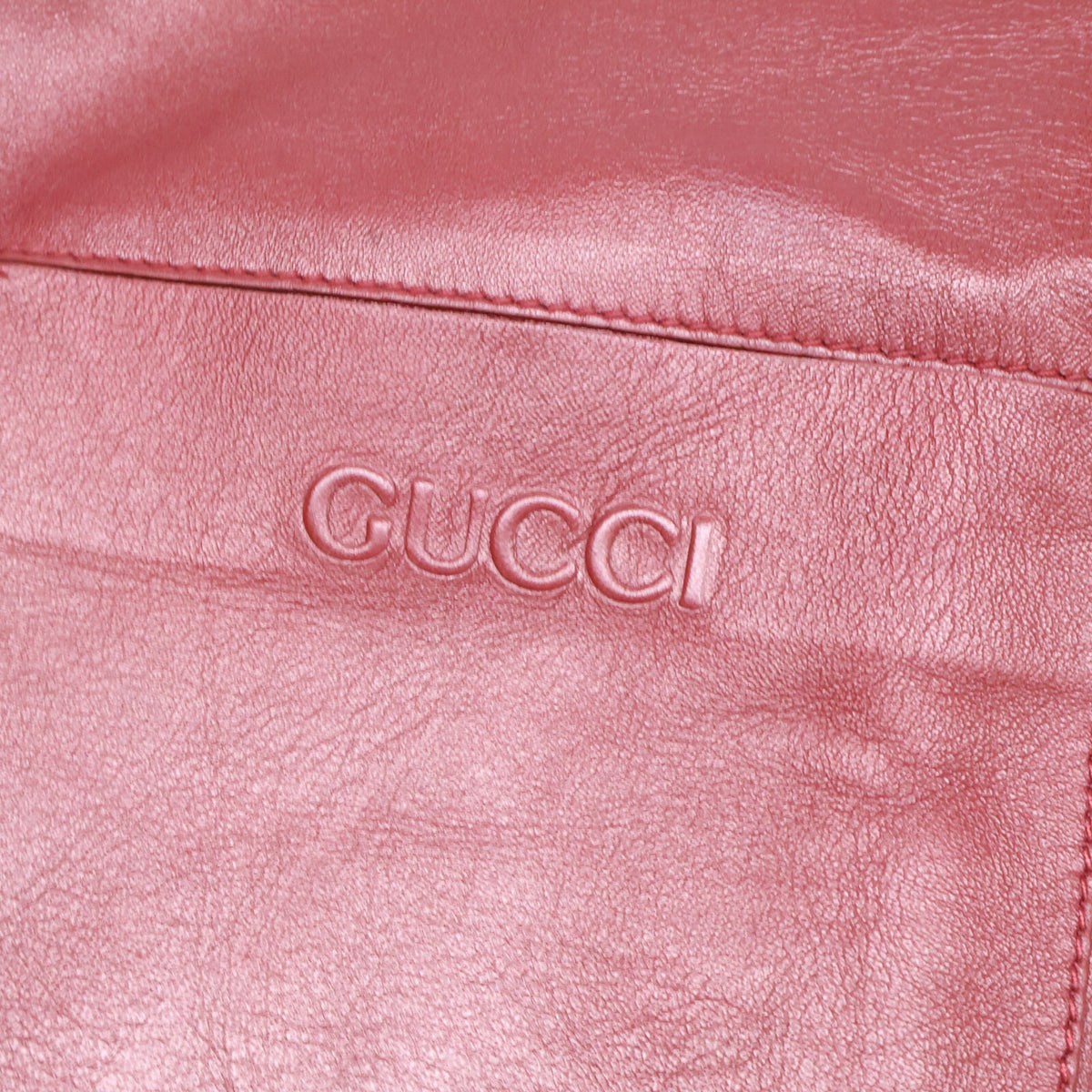 GUCCI グッチ 【新品同様/国内正規/26年製】790536 Leather Outer Shirt エンボスロゴ レザー 半袖シャツ トップス