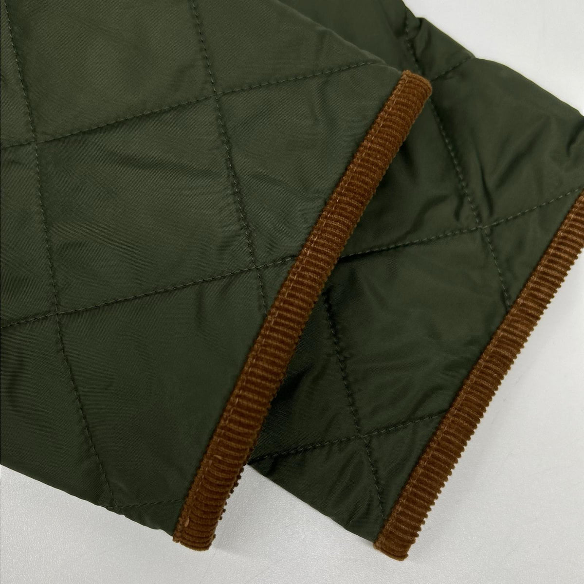 Barbour バブアー オリーブ Liddesdale 30th 記念モデル キルティングジャケット ジャケット