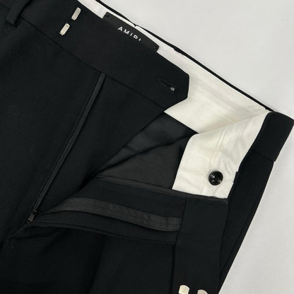 AMIRI アミリ ブラック メタルロゴ スラックスパンツ ボトムス
