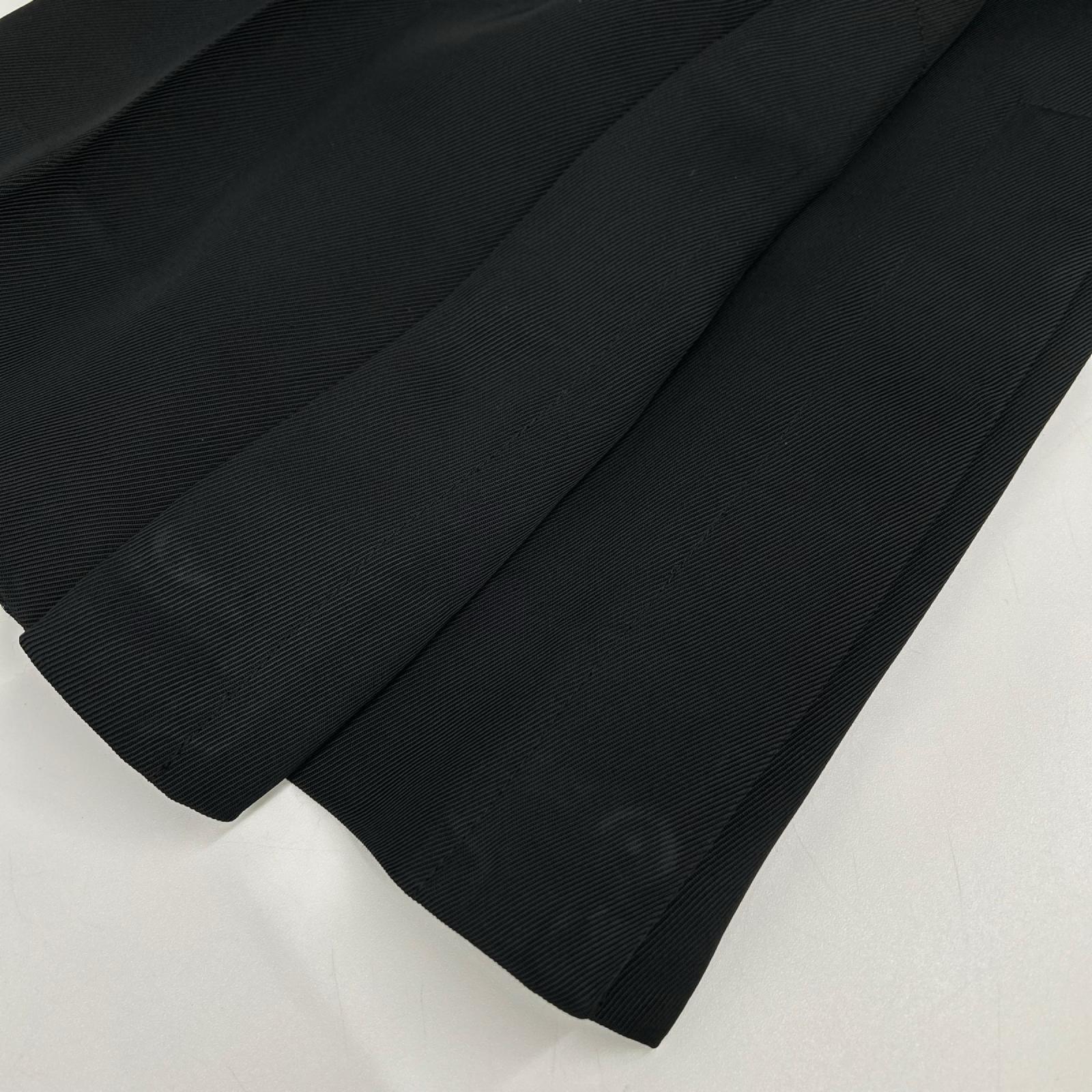 AMIRI アミリ ブラック メタルロゴ スラックスパンツ ボトムス