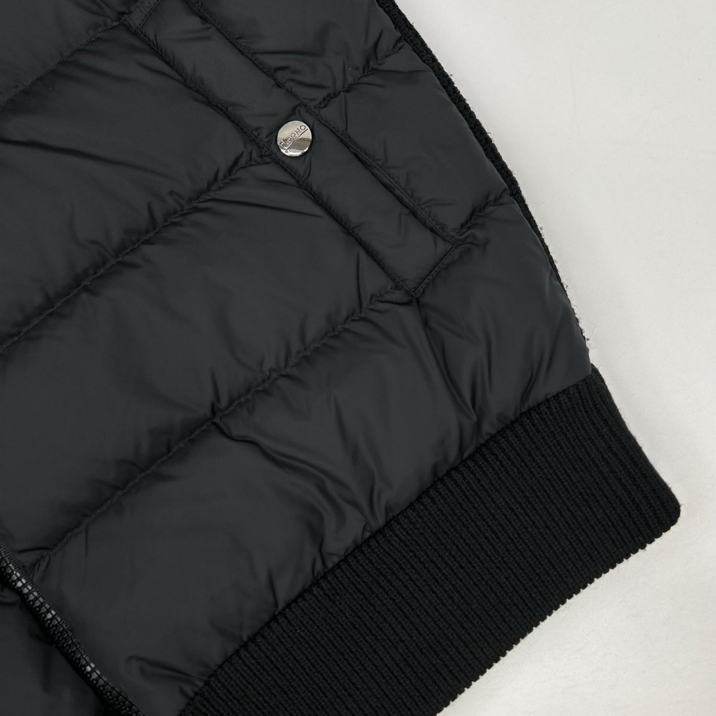 HERNO ヘルノ MP000135U-70259 25年製 フード付き ハイブリットダウンジャケット ジャケット