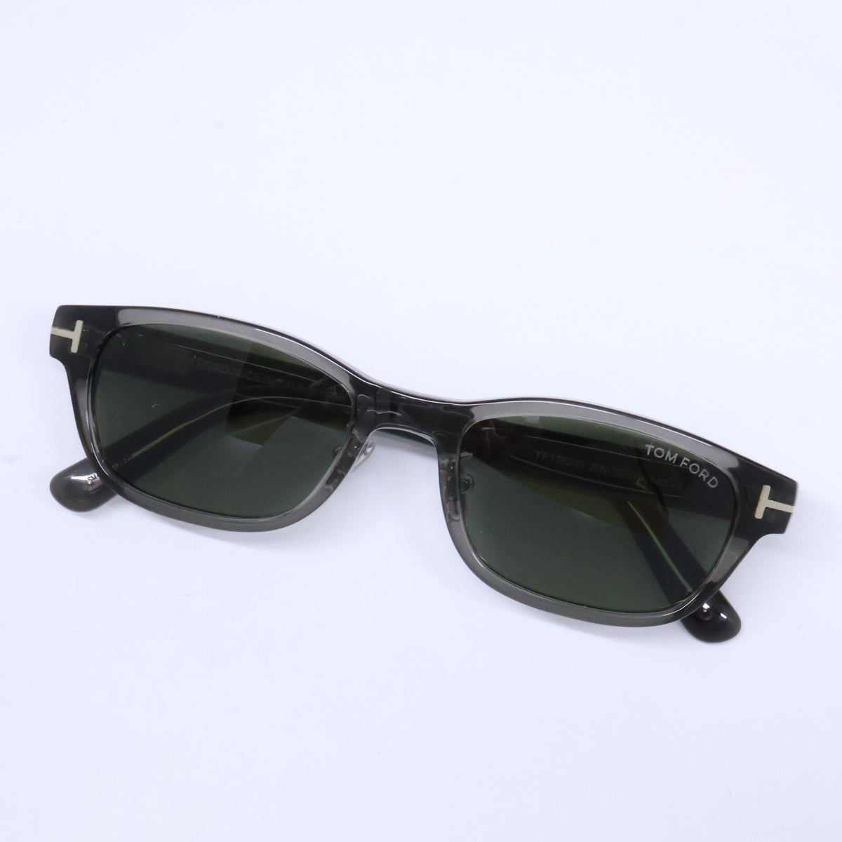 TOM FORD トムフォード TF1352-D 20N トランスペアレントグレー スクエアサングラス サングラス