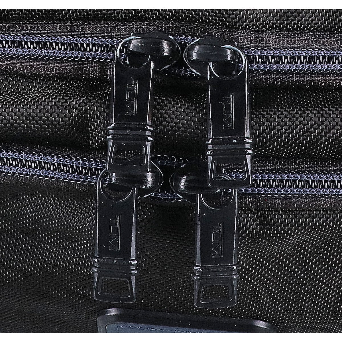 TUMI トゥミ 2603581DNVY3E 日本限定カラー ALPHA3 スリム バックパック リュック バックパック
