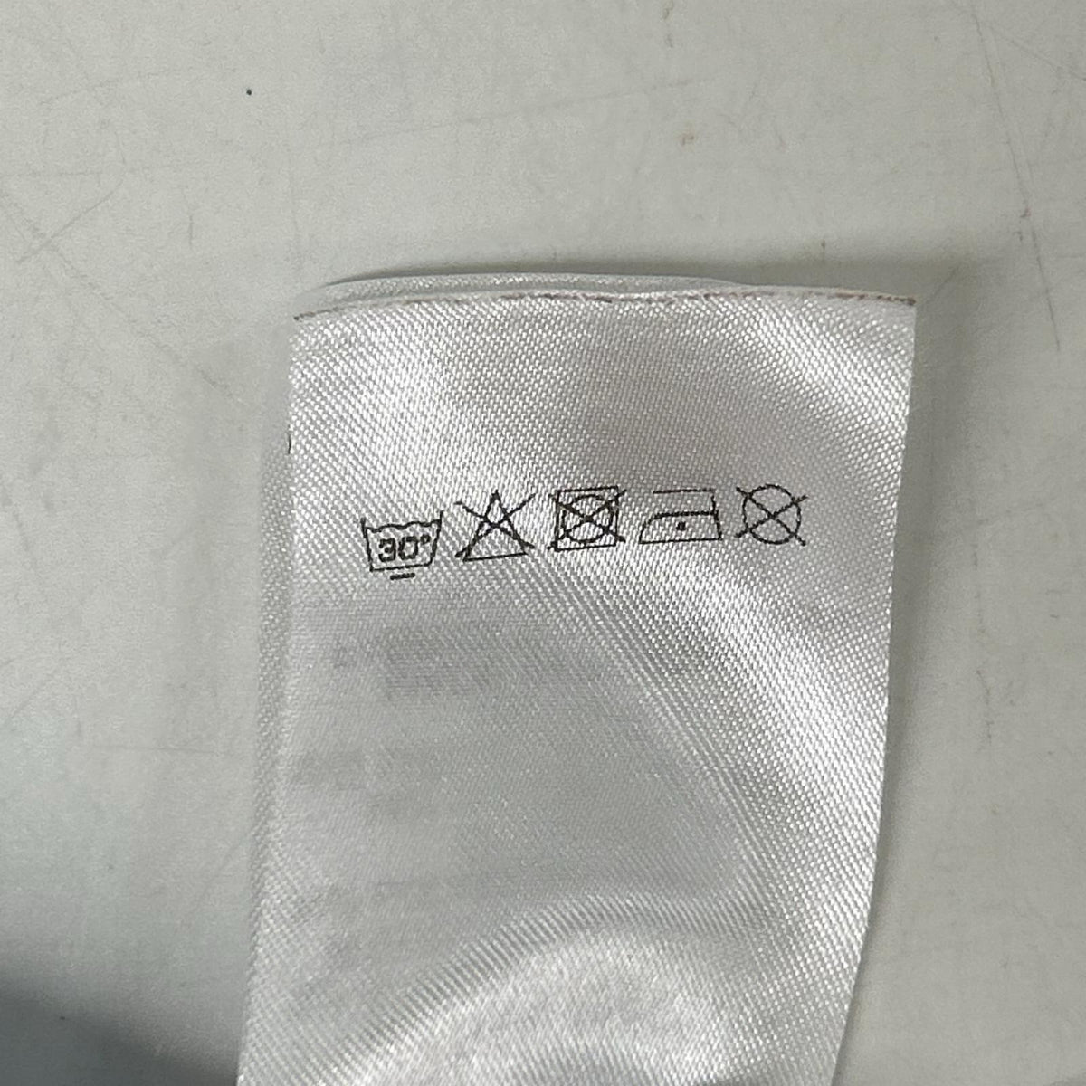 VETEMENTS ヴェトモン ホワイト×ブルー　コットン　スカイプリントパーカー トップス