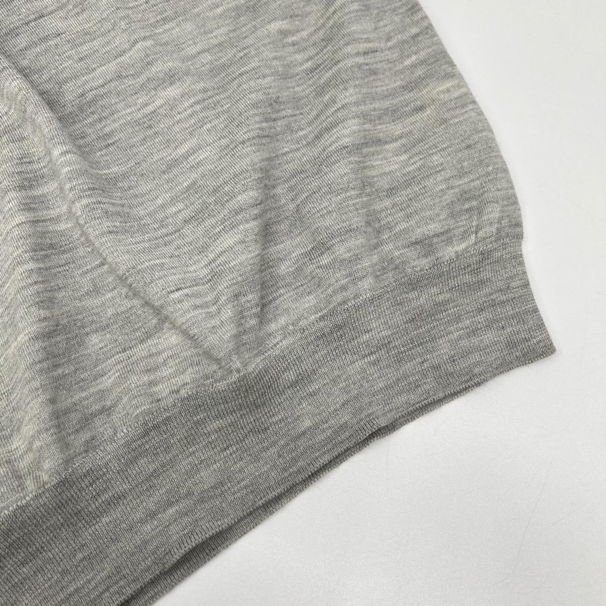 BATONER バトナー ウール グレー Essential SUPERIOR HIGH GAUGE MERINO クルーネック トップス