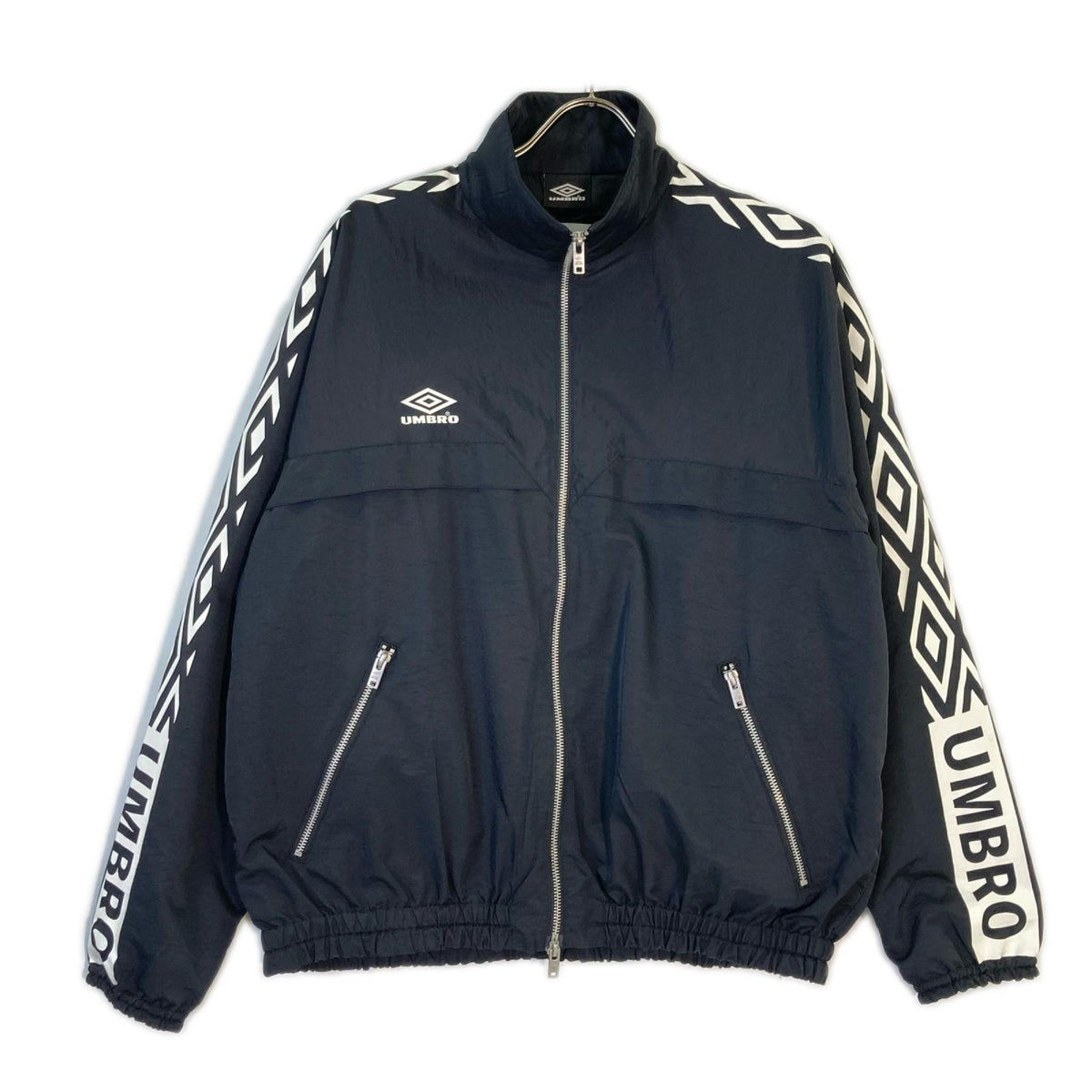 UMBRO アンブロ ×HOTEL PALACE 668-4112221 ブラック トラックジャケット ジャケット
