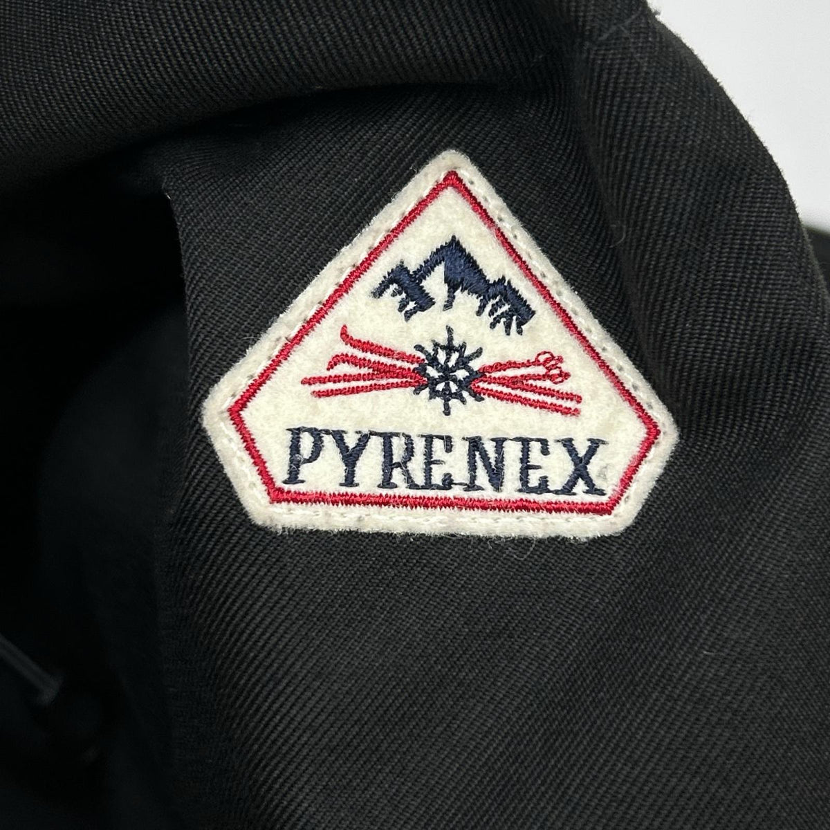 PYRENEX ピレネックス ブラック HMU036 BELFOET2 ベルフォール ダウンジャケット ジャケット