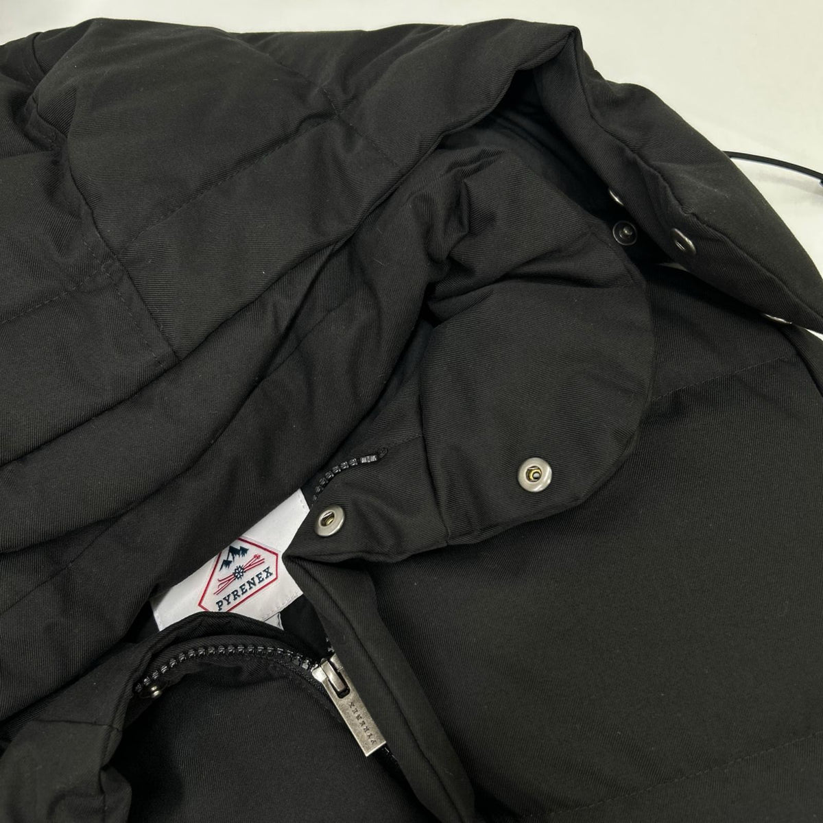 PYRENEX ピレネックス ブラック HMU036 BELFOET2 ベルフォール ダウンジャケット ジャケット