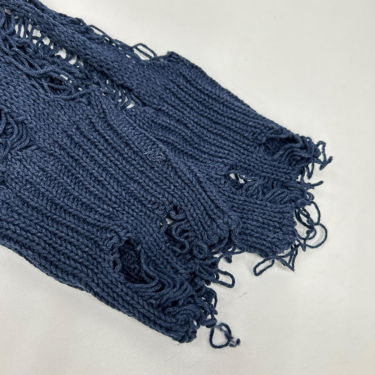 Y's ワイズ YQ-K65-046 ネイビー Thread Design Knit Cardigan トップス
