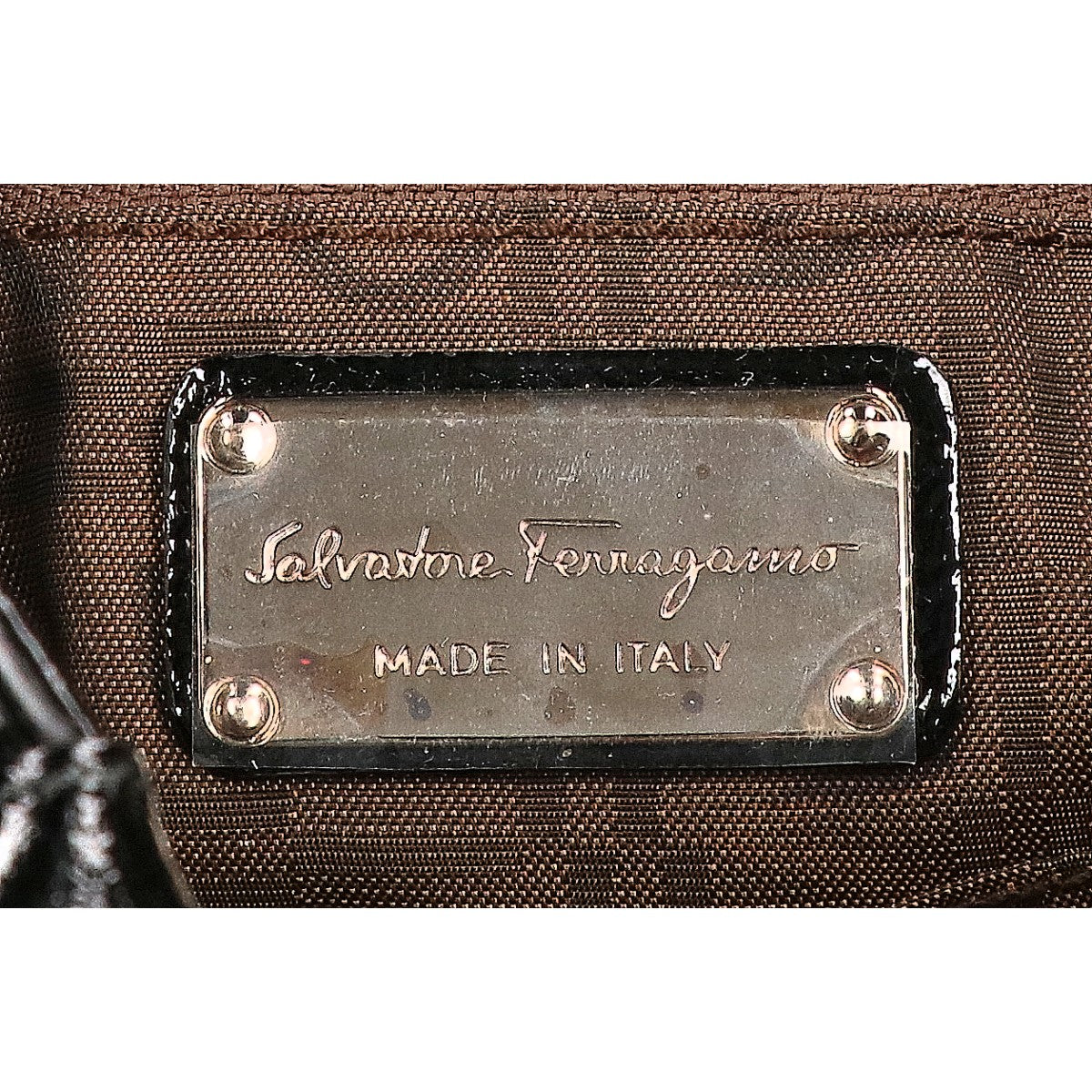 SalvatoreFerragamo サルバトーレフェラガモ ガンチーニ パテントレザー トートバッグ