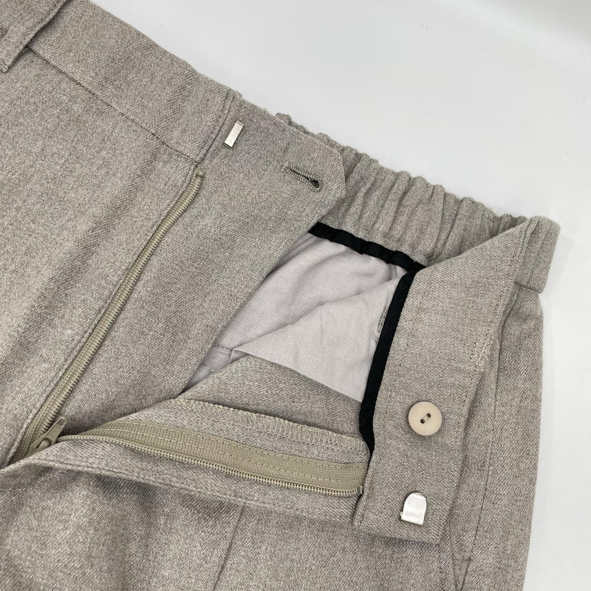 allureville アルアバイル 20年製 ベージュ 長袖ジャケットパンツ セットアップ スーツ セットアップ