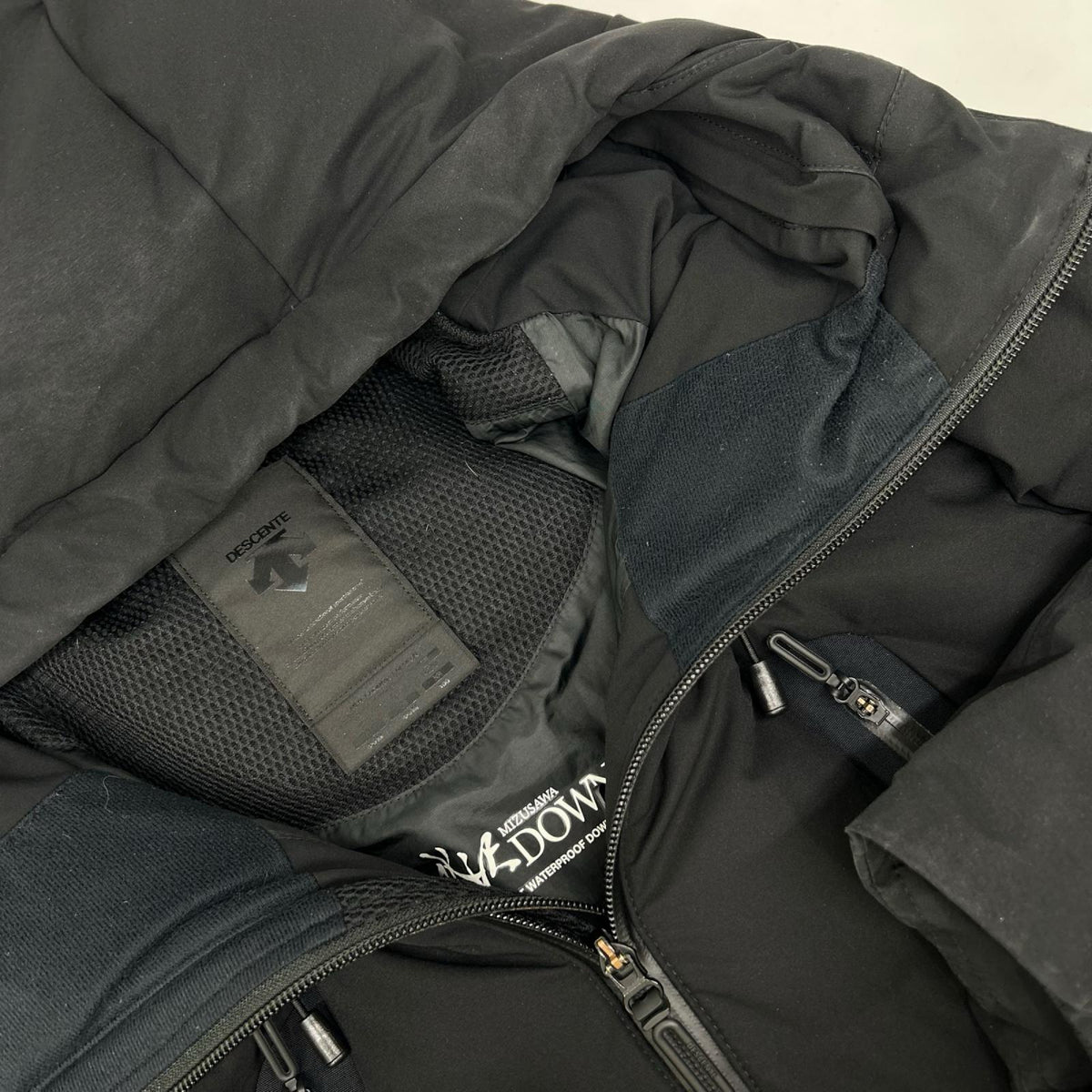 DESCENTE デサント DAMQGK30U デサント オルテライン 水沢ダウン マウンテニア ジャケット