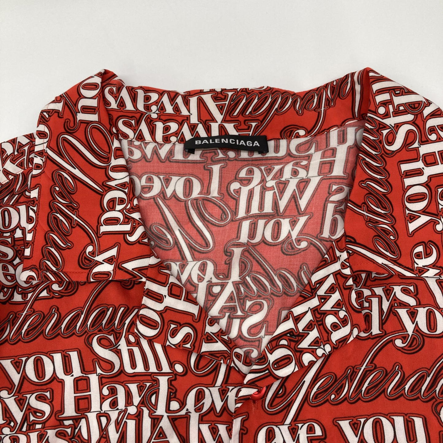 BALENCIAGA バレンシアガ 571440 レッド 18SS Love Short Sleeves Shirt トップス