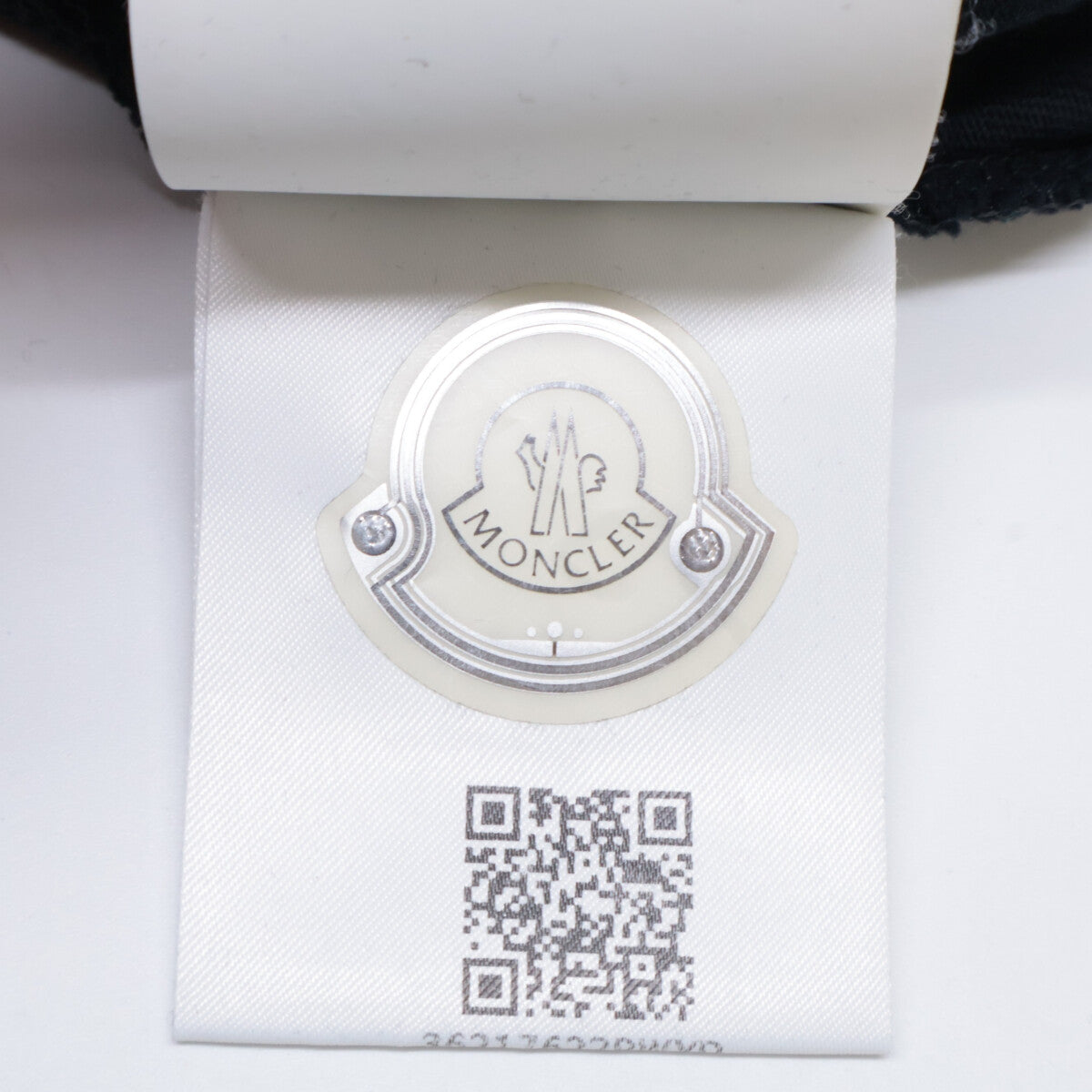 MONCLER モンクレール 18年 MAGLIA SCOLLO A V シャツ トップス