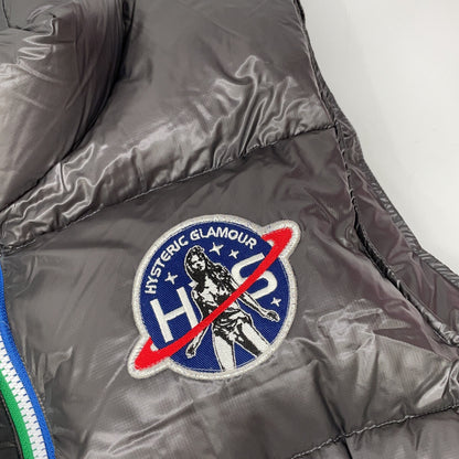 HYSTERIC GLAMOUR CREW PATCH Appliqué Stand-Collar Down Vest 01223AV01