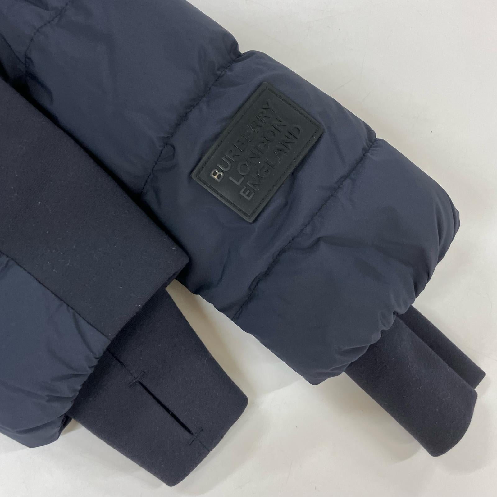 BURBERRY LONDON 博柏利 8067299 海军蓝 尼龙连帽羽绒大衣 S码