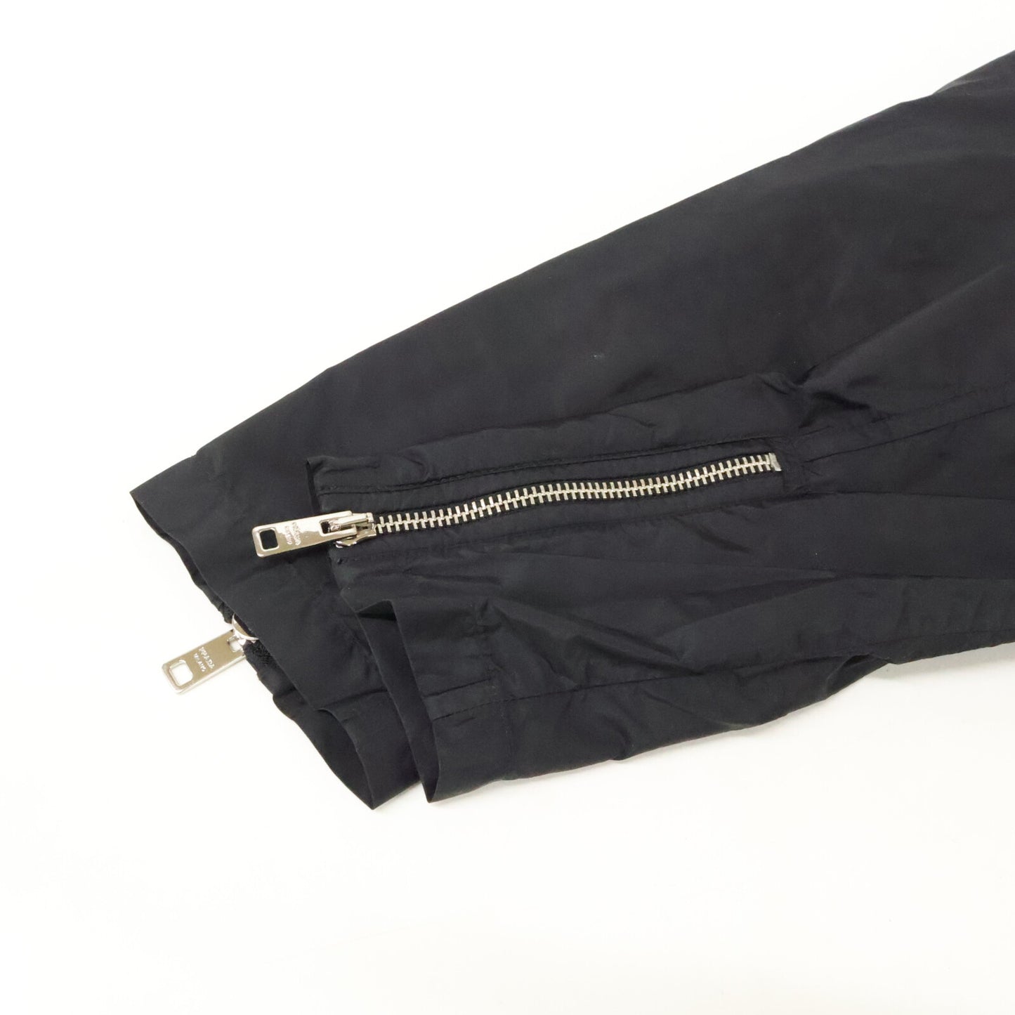 PRADA 【Domestic】29Z597 Triangle Logo Zip-Up Hoodie Jacket