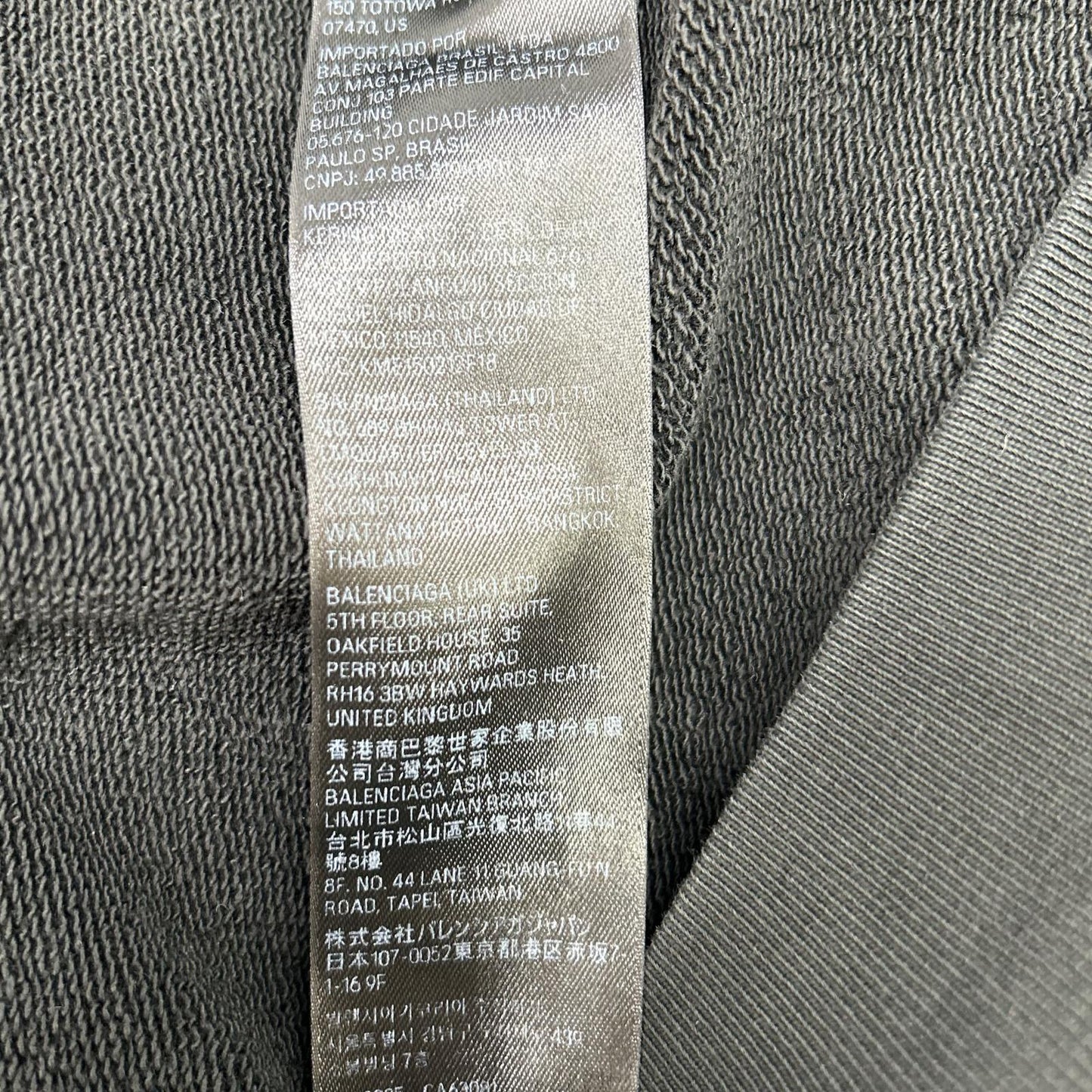 BALENCIAGA 巴黎世家 【国内正品/24年产】739024 ACTIVEWEAR 套头连帽衫 上衣