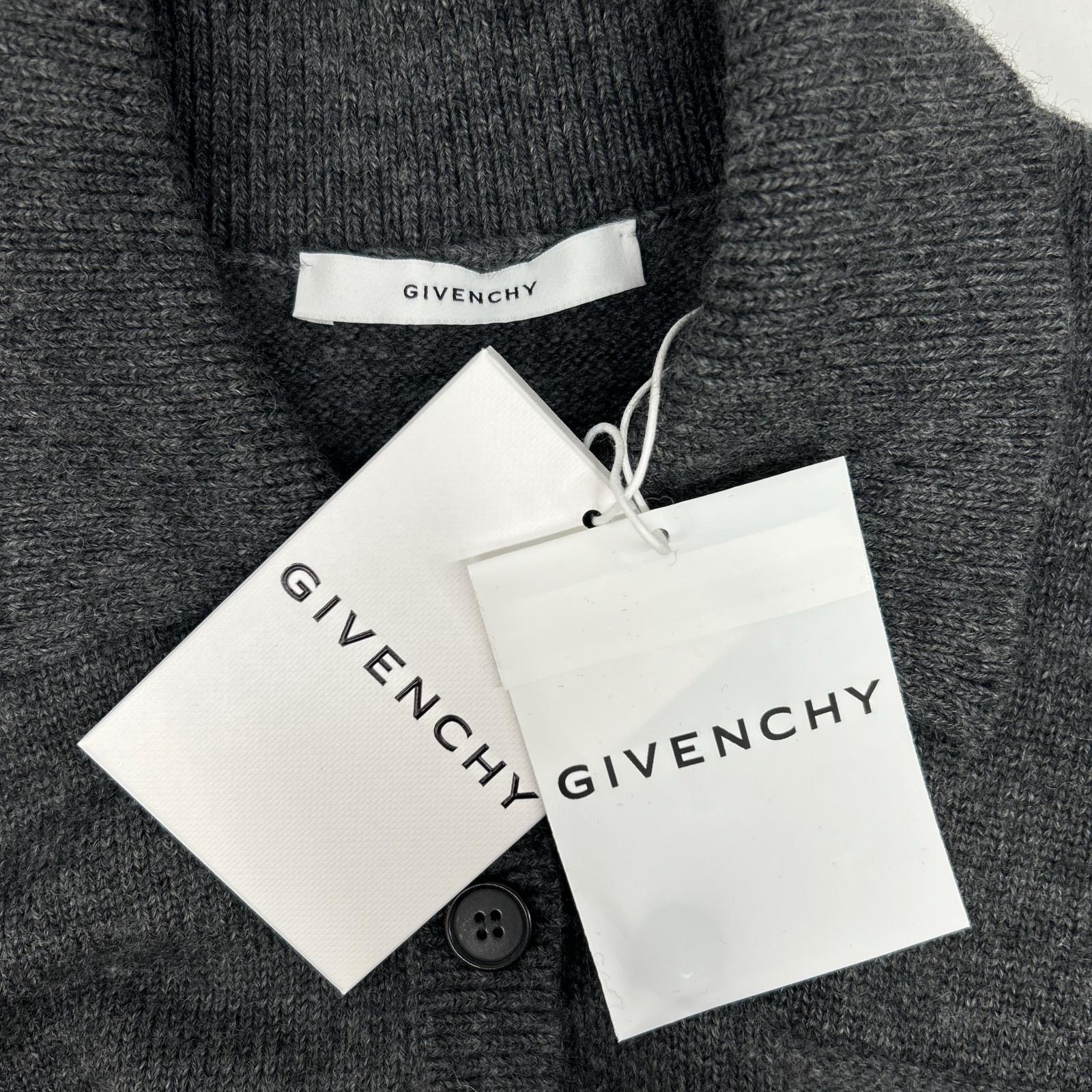 GIVENCHY ジバンシィ BWL0094ZSM 26SS グレー PARIS 1952 ウール ポロシャツ トップス