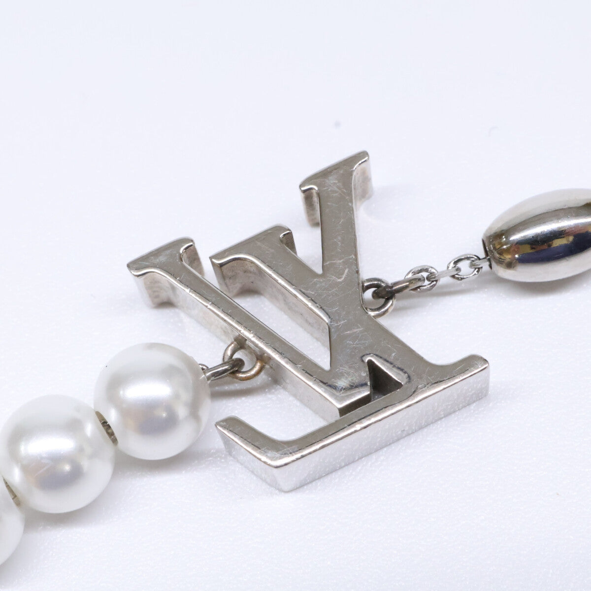LOUIS VUITTON 24S M01947 Pearl Fusion Bag Charm Others