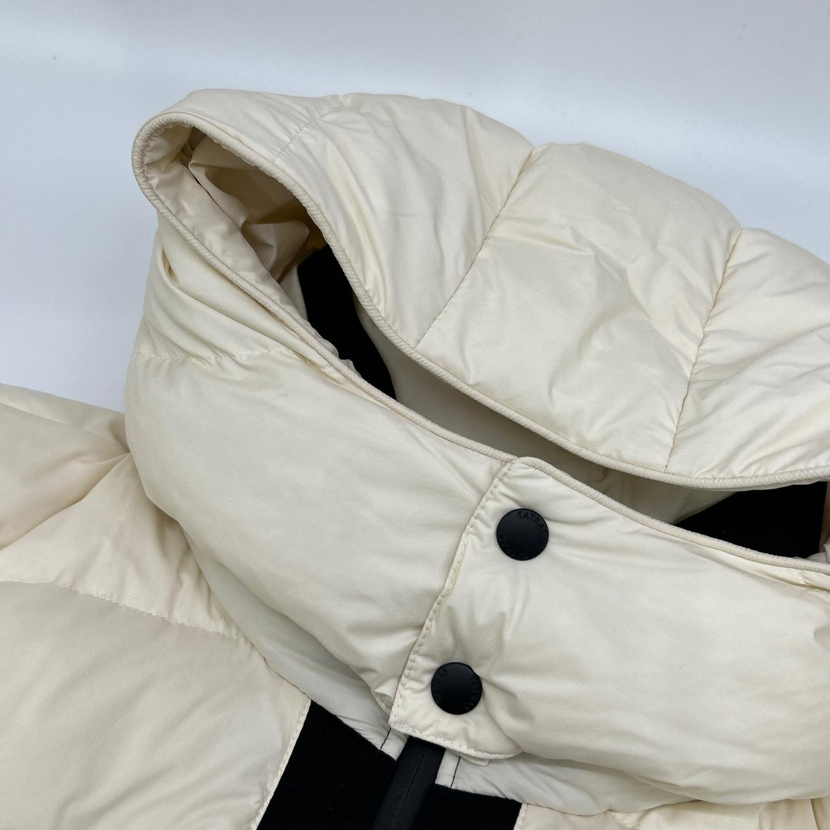 TATRAS タトラス 23AW MJXA0023013588 White TARO タロ Down Jacket Jacket
