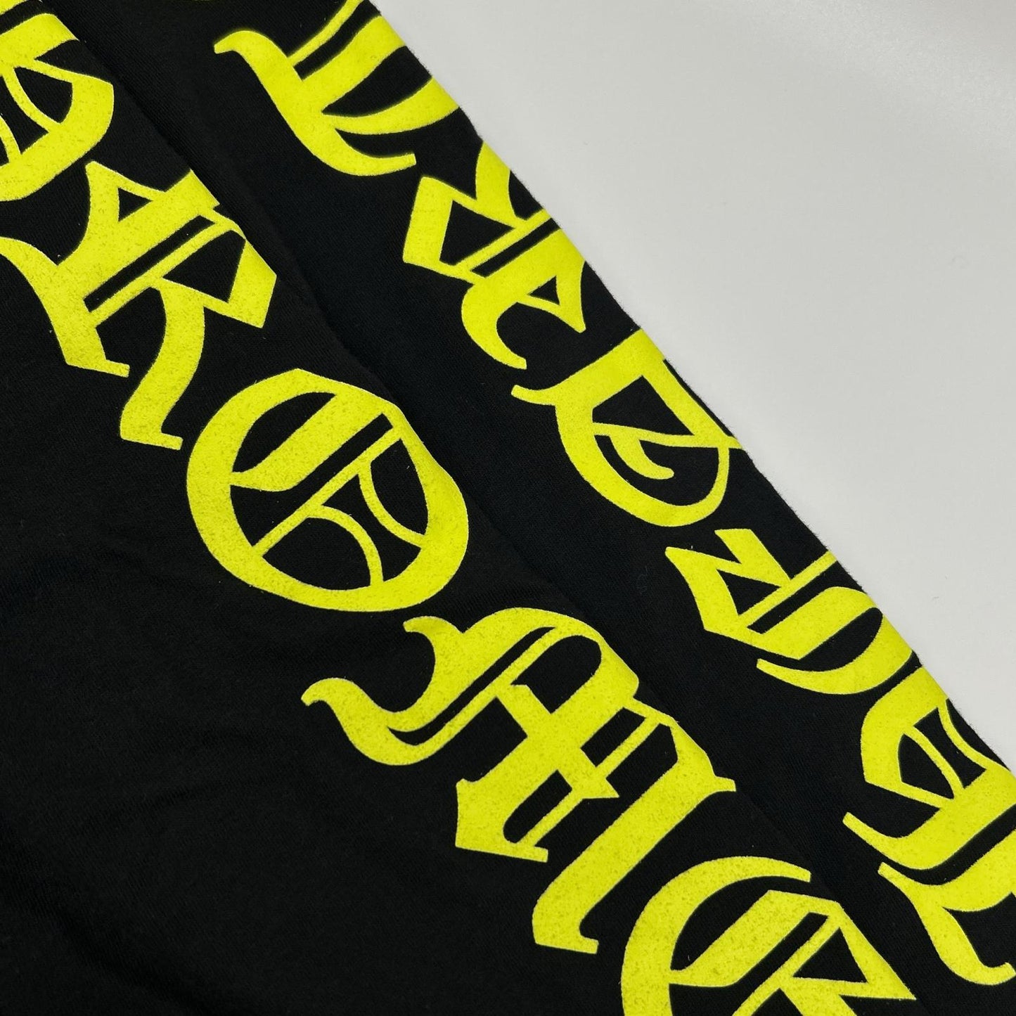 Chrome Hearts クロムハーツ ブラック イエローネックロゴ L/S Tシャツ トップス