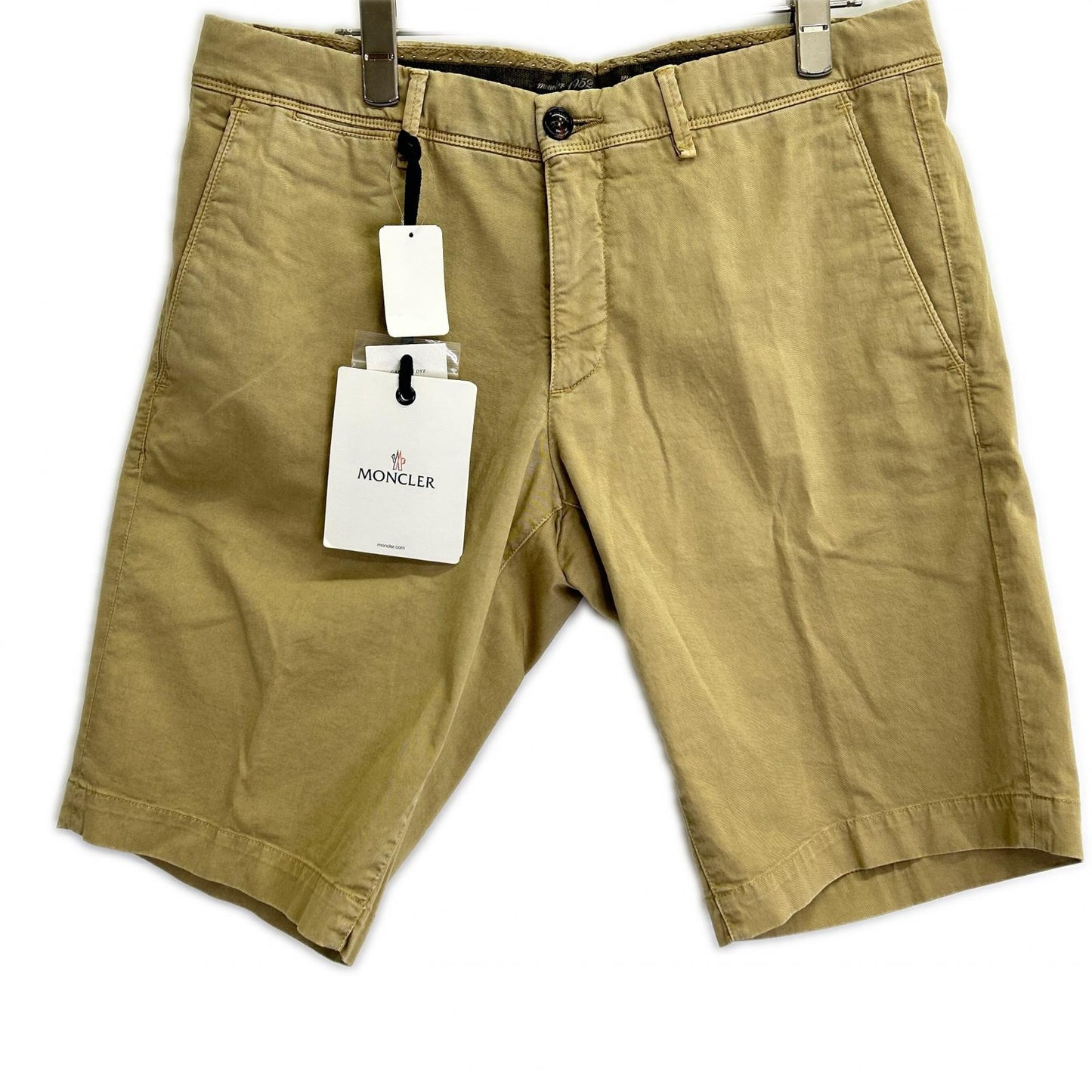 MONCLER モンクレール ベージュ PANTALONE BERMUDA ハーフパンツ ボトムス