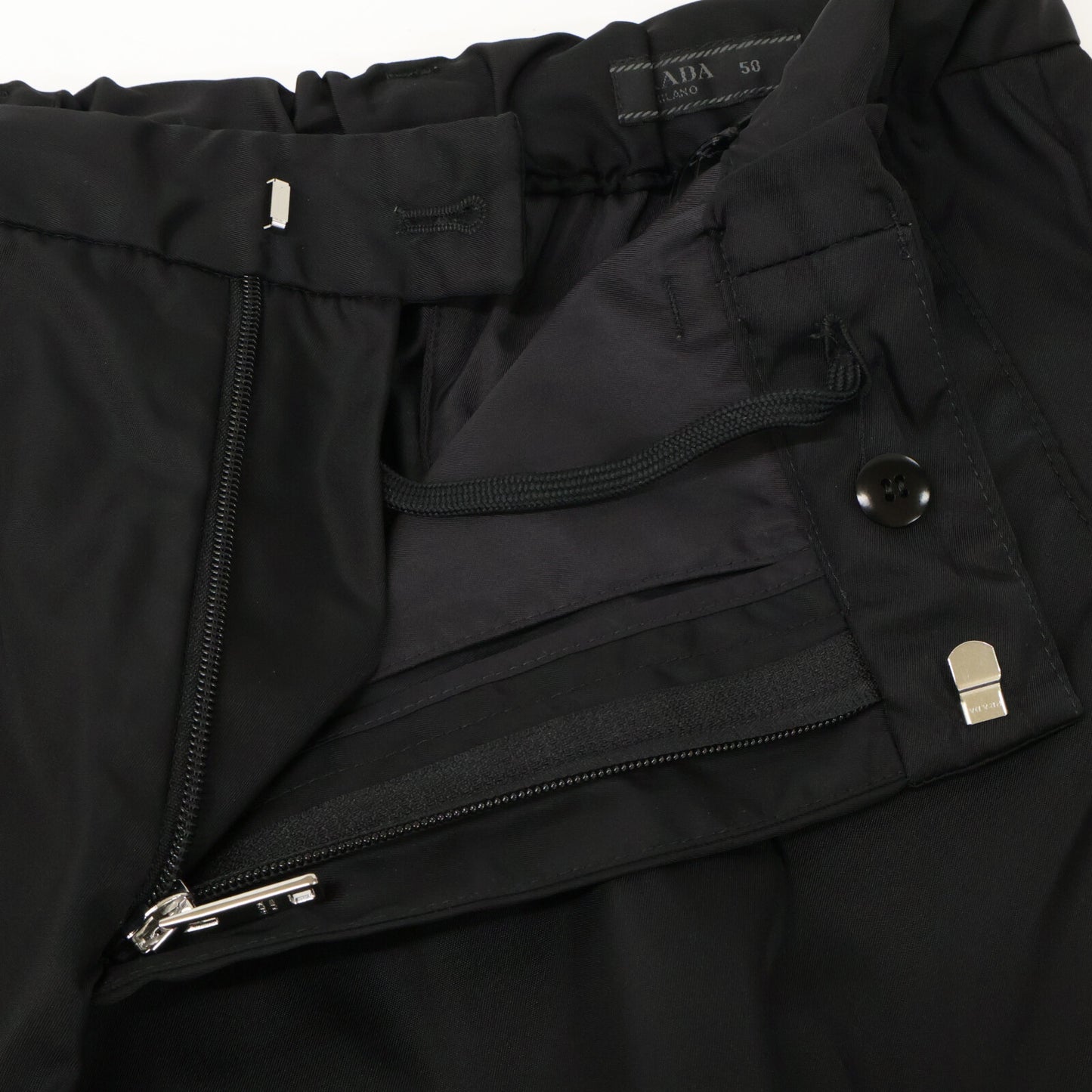 PRADA プラダ 【国内正規/23年製】SPH156 Re-Nylon トライアングルロゴプレート バミューダ カーゴ ショートパンツ ボトムス