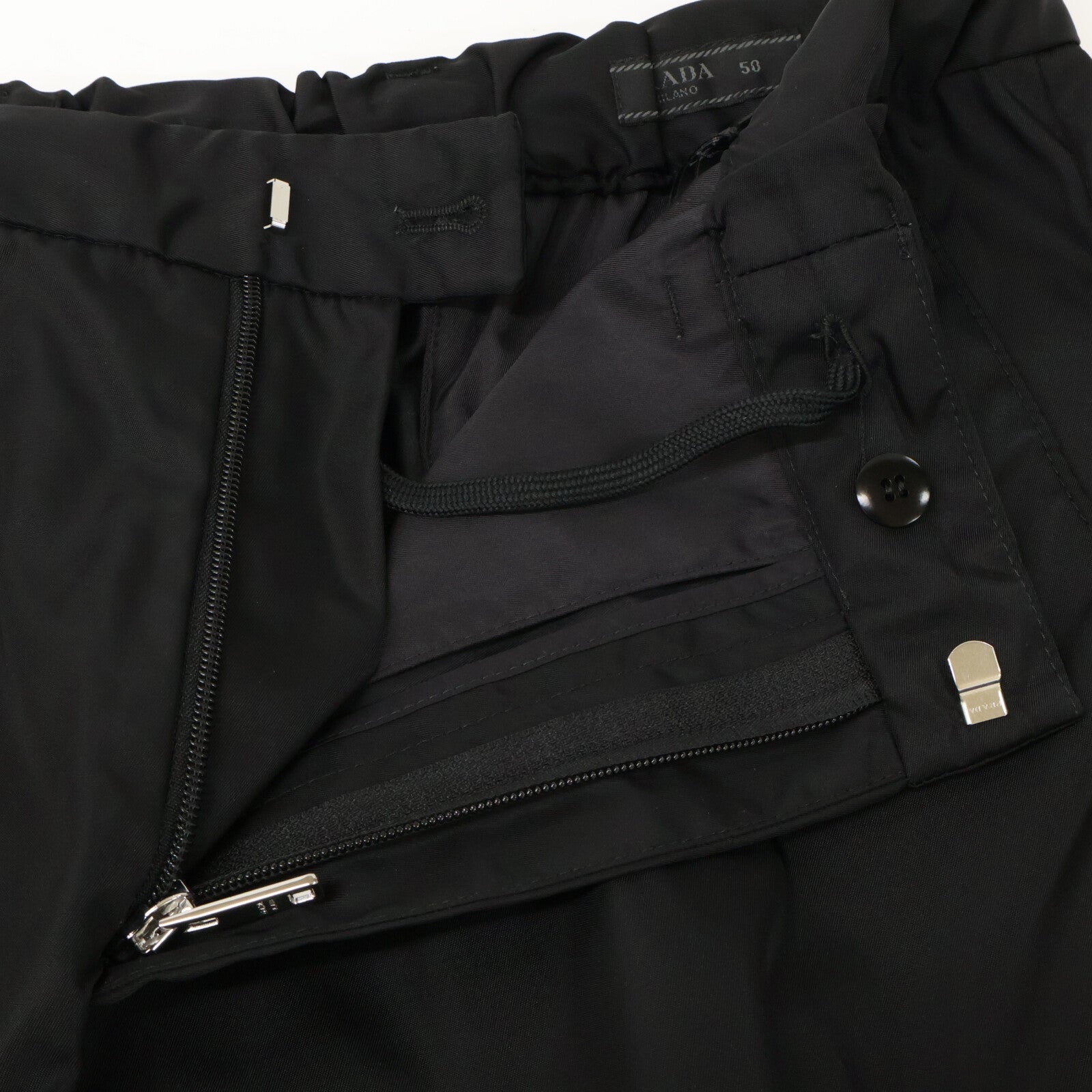 PRADA プラダ 【国内正規/23年製】SPH156 Re-Nylon トライアングルロゴプレート バミューダ カーゴ ショートパンツ ボトムス
