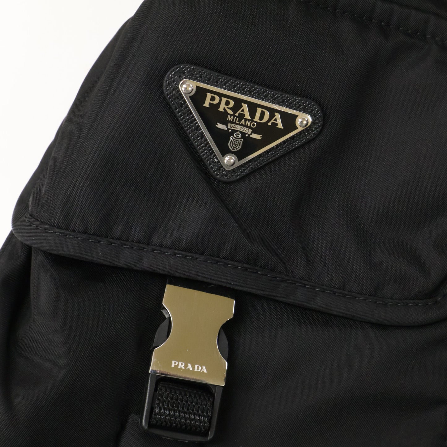 PRADA プラダ 【国内正規/23年製】SPH156 Re-Nylon トライアングルロゴプレート バミューダ カーゴ ショートパンツ ボトムス