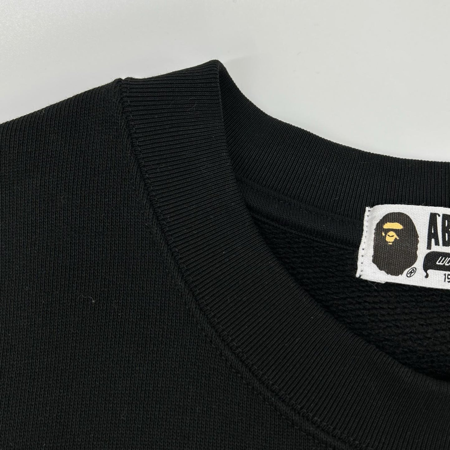 A BATHING APE アベイシングエイプ 001SWK801303M ブラック ローズ スウェットシャツ トップス