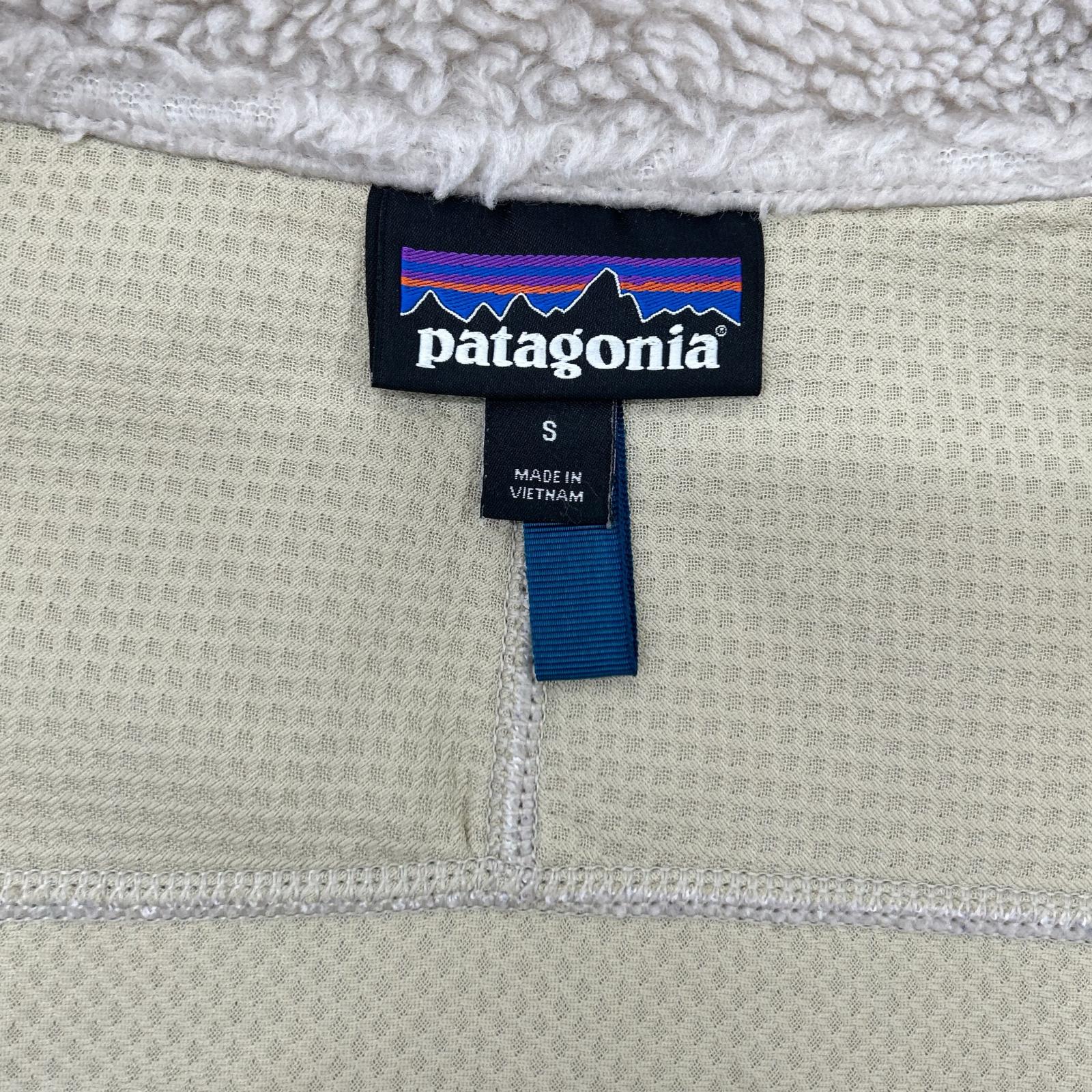 Patagonia パタゴニア 22FW 23048 ホワイト クラシック レトロ ベスト ボア ベスト