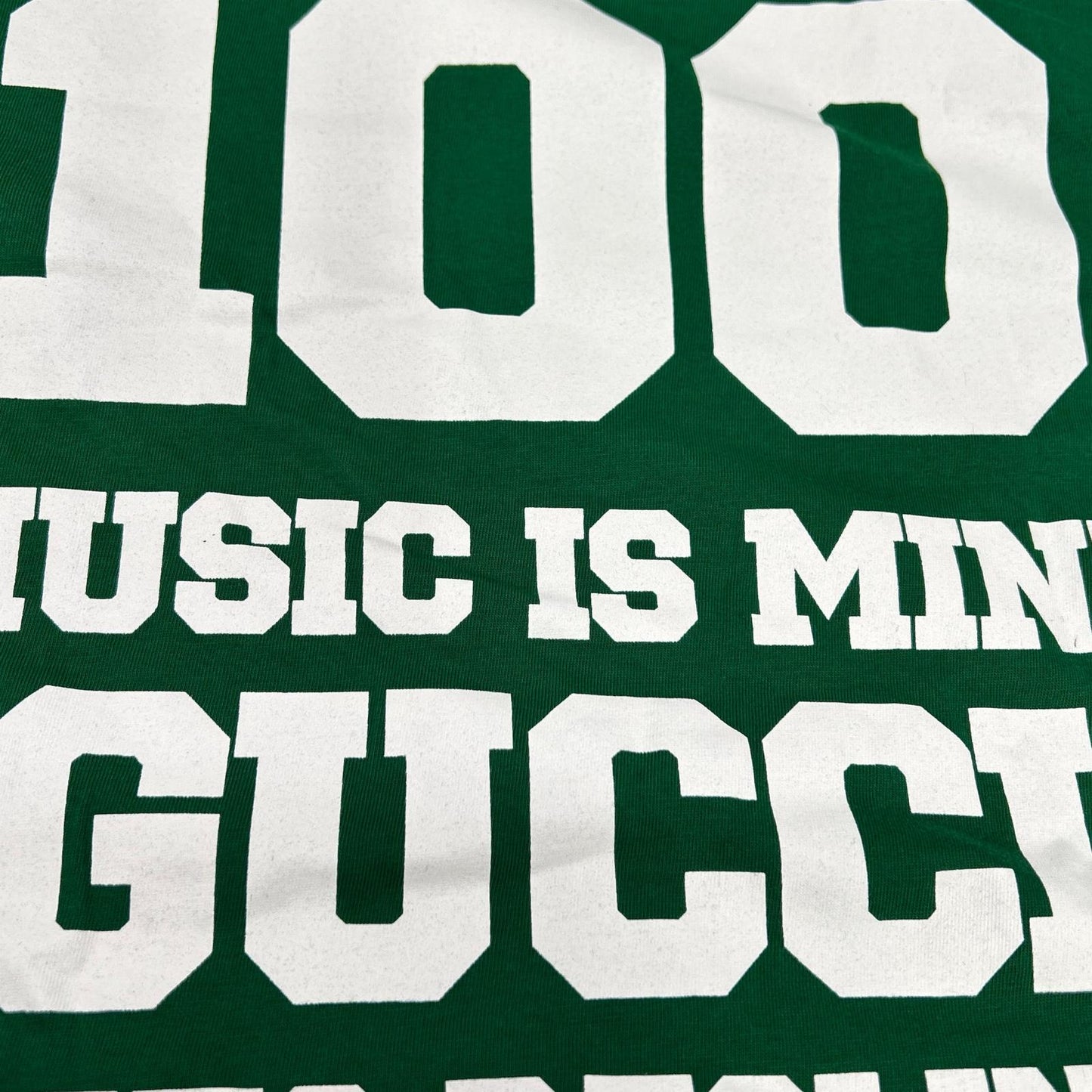 GUCCI グッチ 661143 グリーン 100周年 MUSIC IS MINE ロゴ Tシャツ トップス