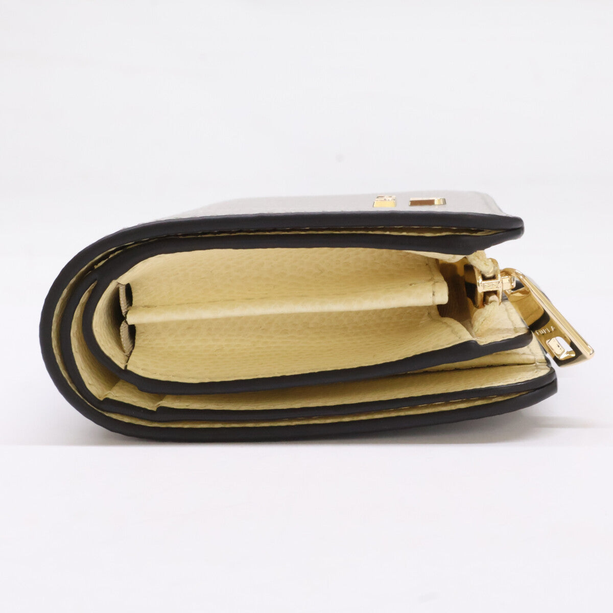 FURLA フルラ 【新品未使用】Furla Camelia フルラ カメリア コンパクト財布 M 二つ折り財布（小銭入れあり）