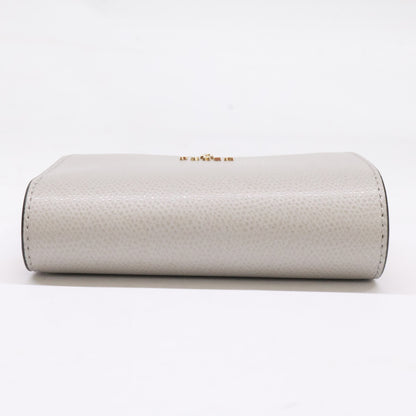 FURLA フルラ 【新品未使用】Furla Camelia フルラ カメリア コンパクト財布 M 二つ折り財布（小銭入れあり）
